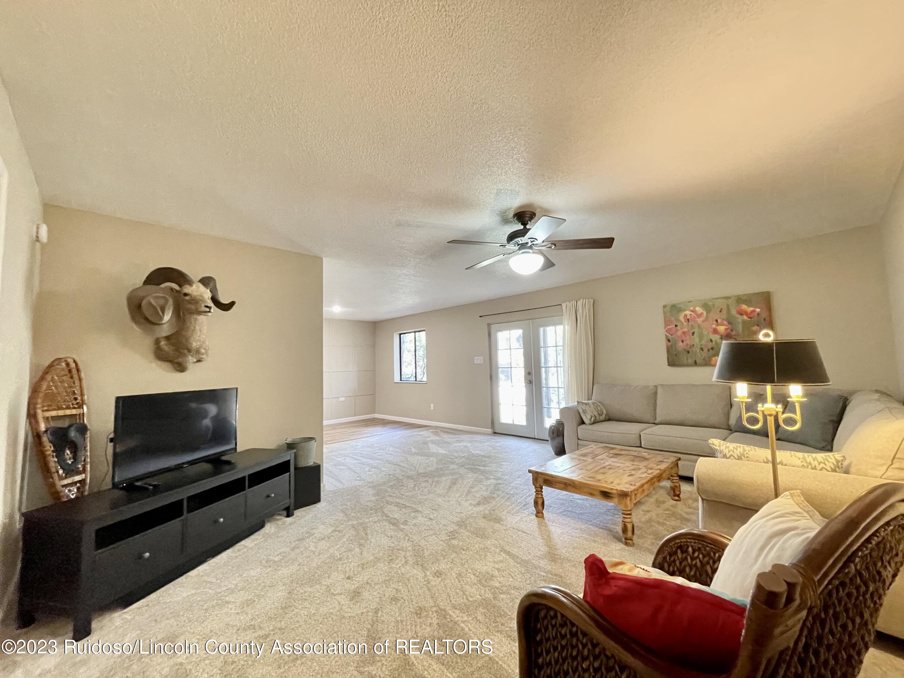 208 North Eagle