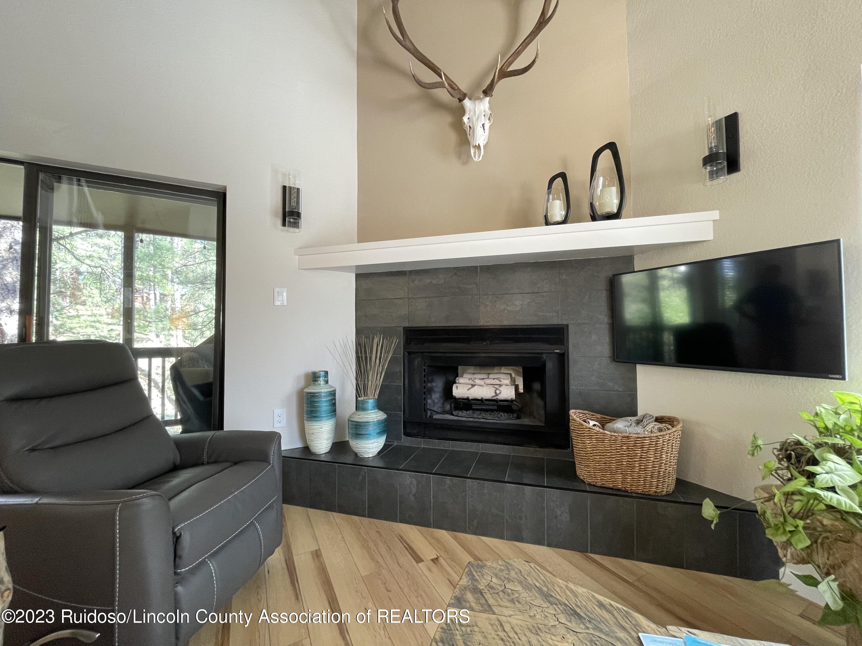 208 North Eagle