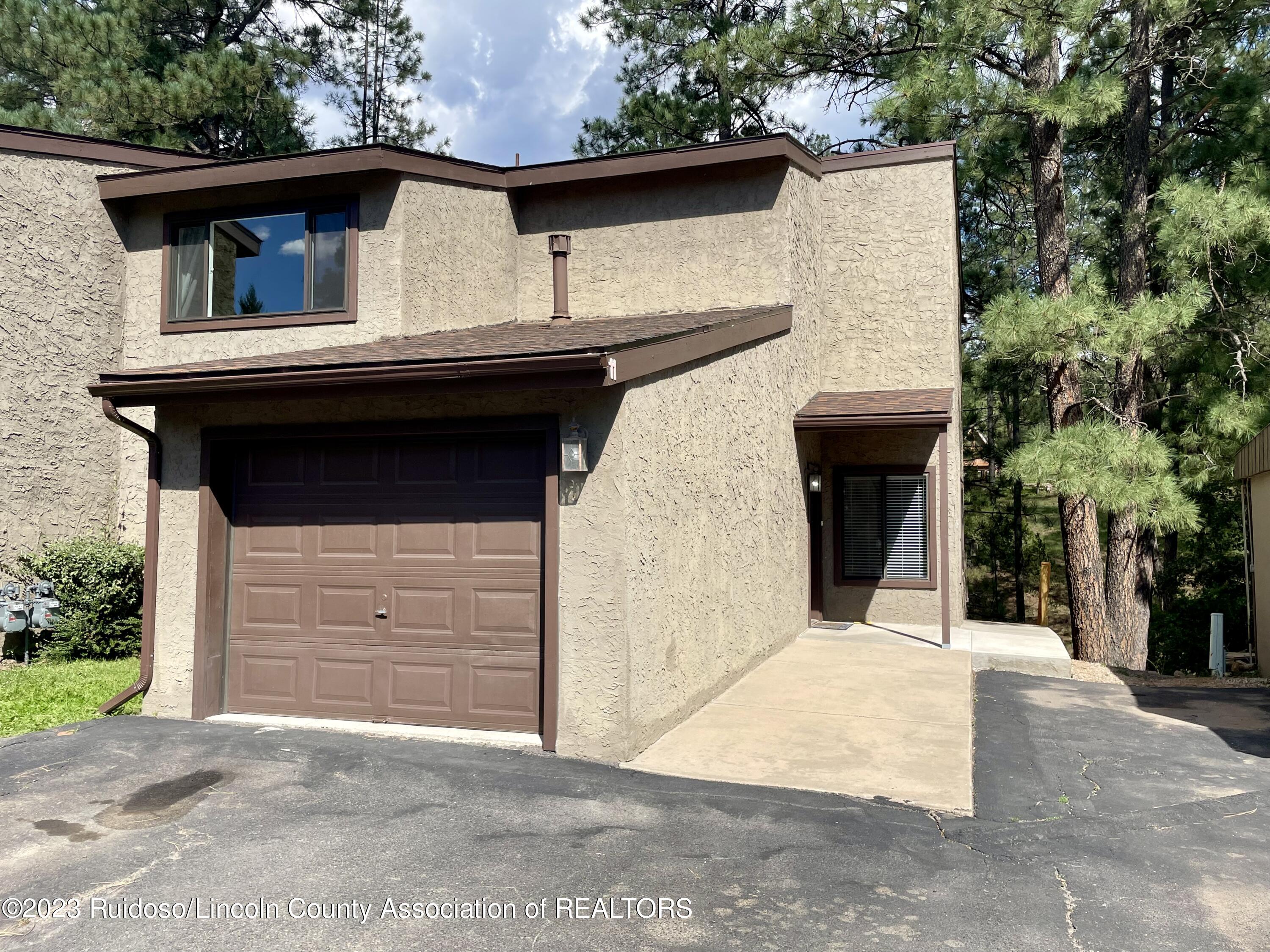 208 North Eagle