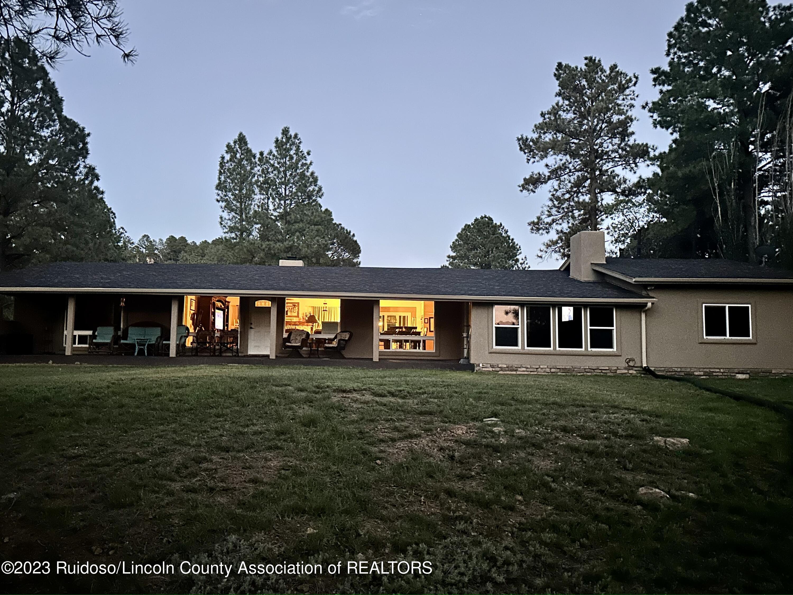 309 La Luz Lane
