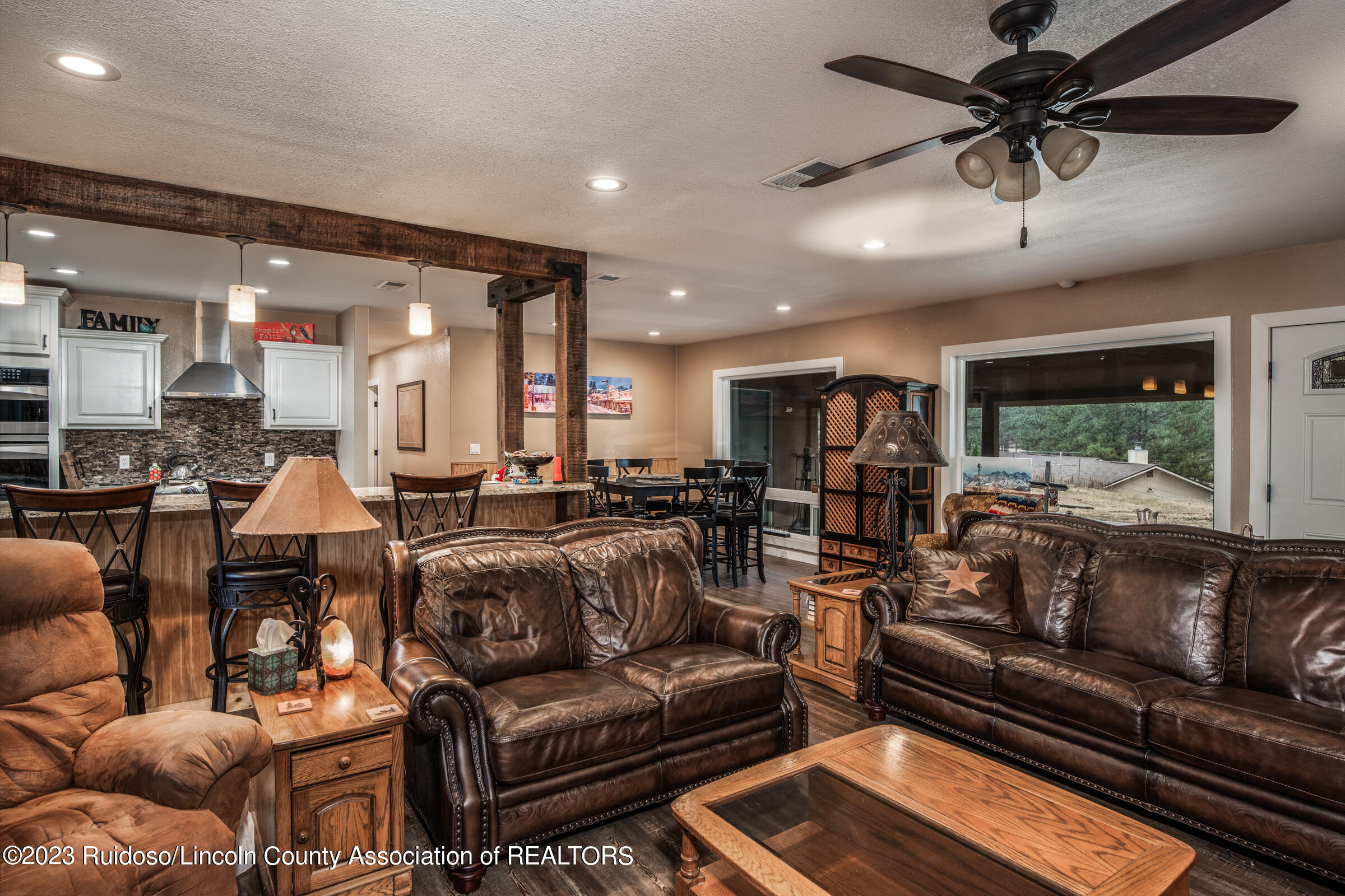 309 La Luz Lane