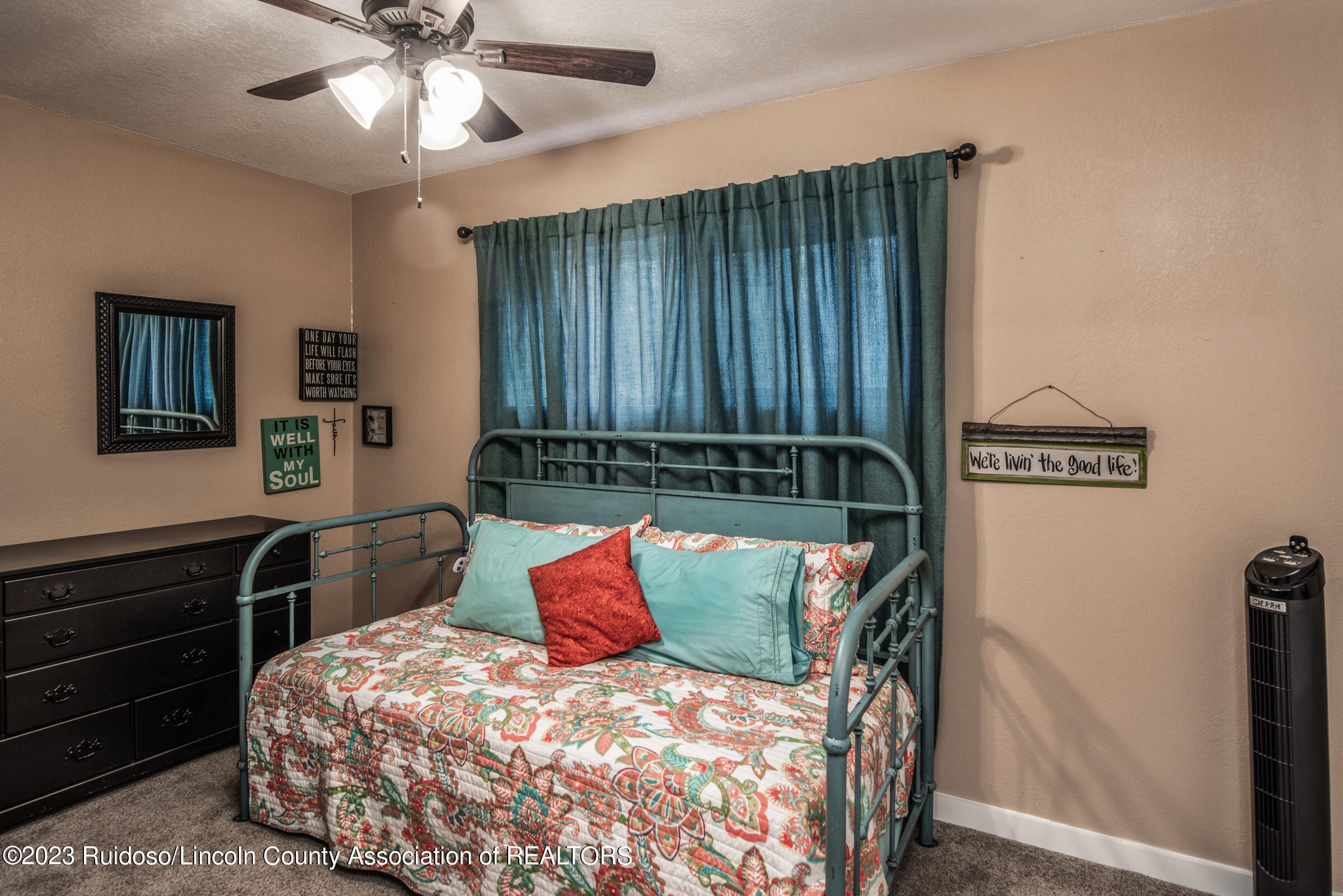309 La Luz Lane