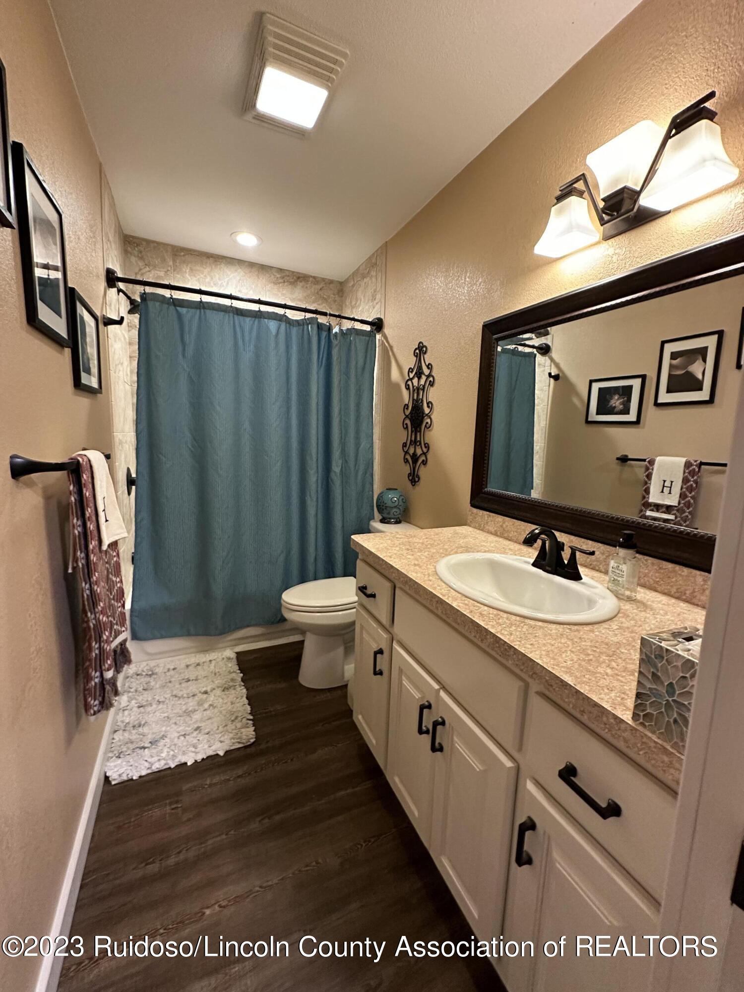 309 La Luz Lane