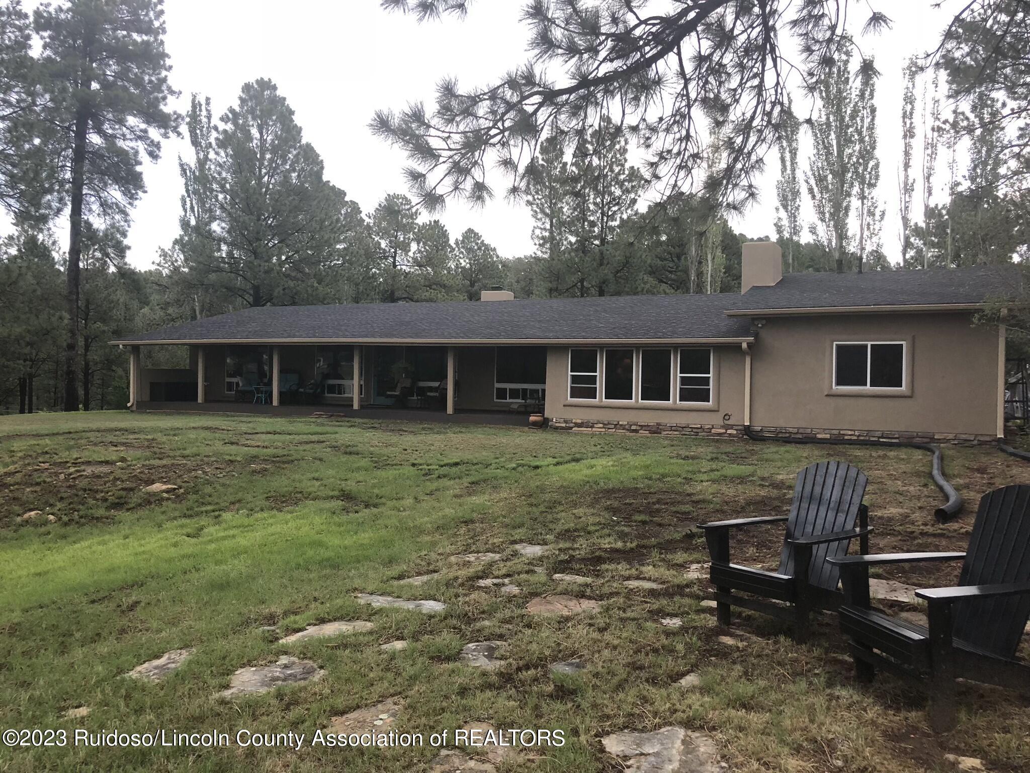 309 La Luz Lane