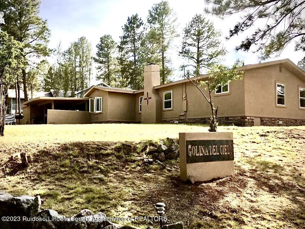 309 La Luz Lane