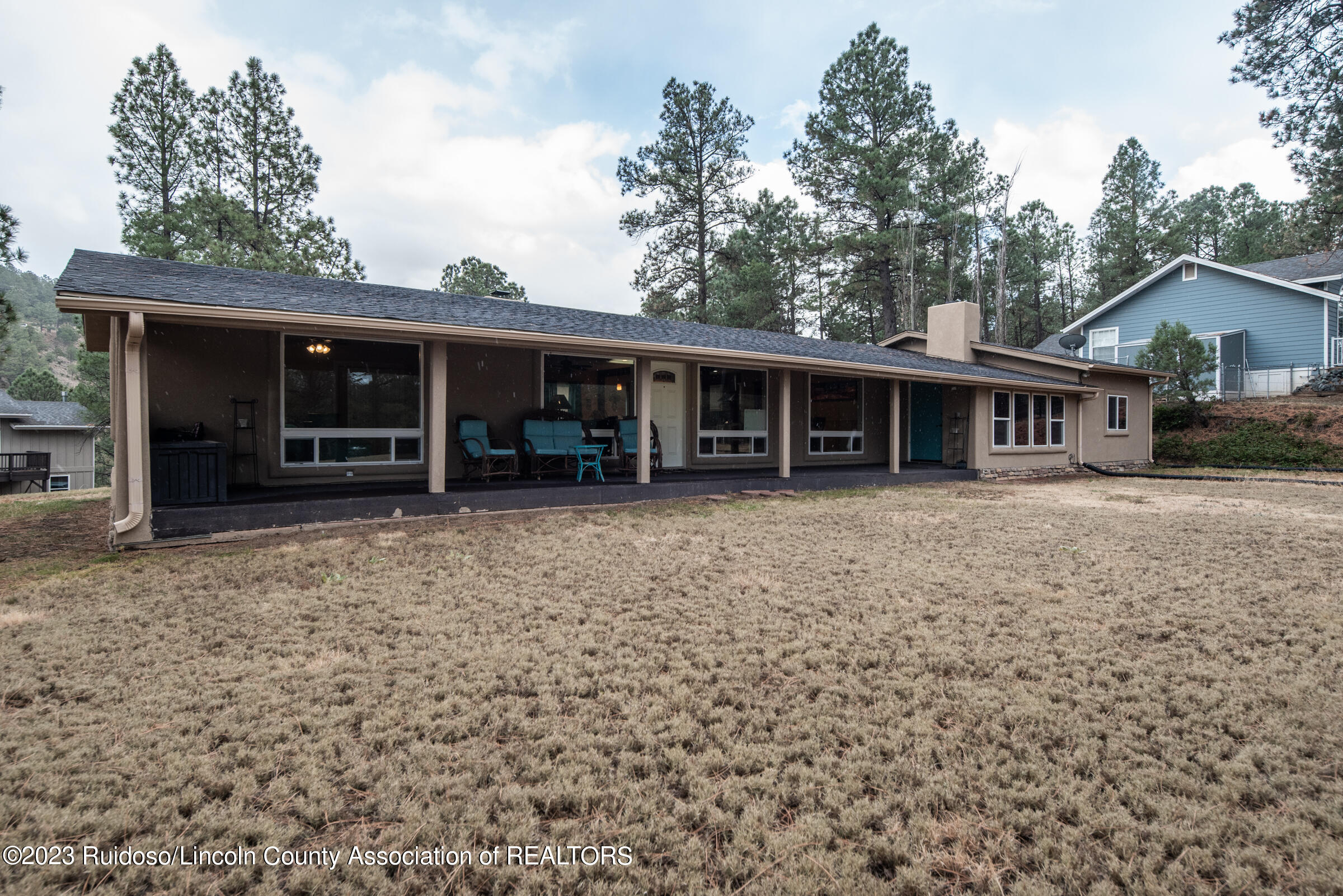 309 La Luz Lane