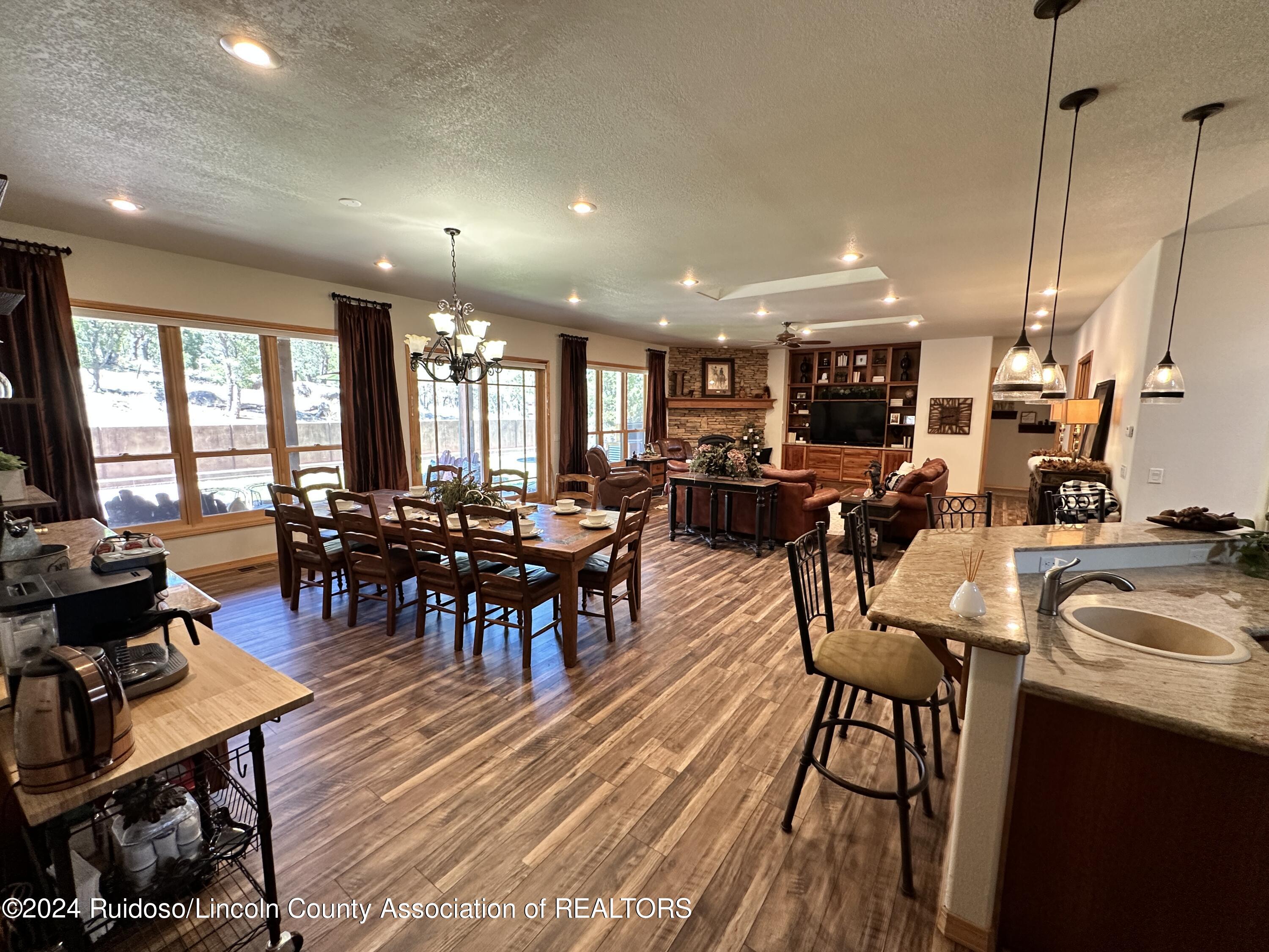 128 Vail Loop