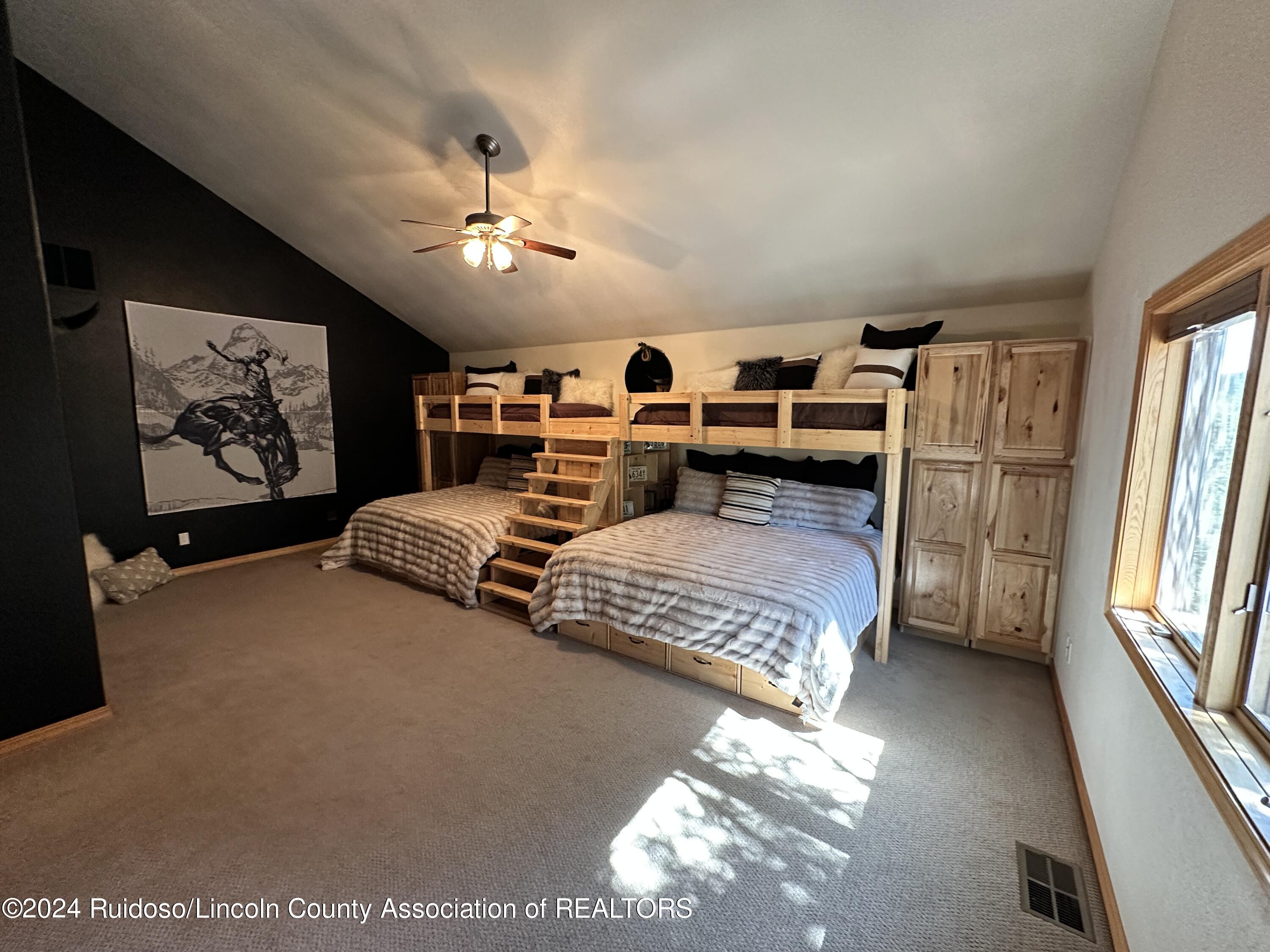 128 Vail Loop
