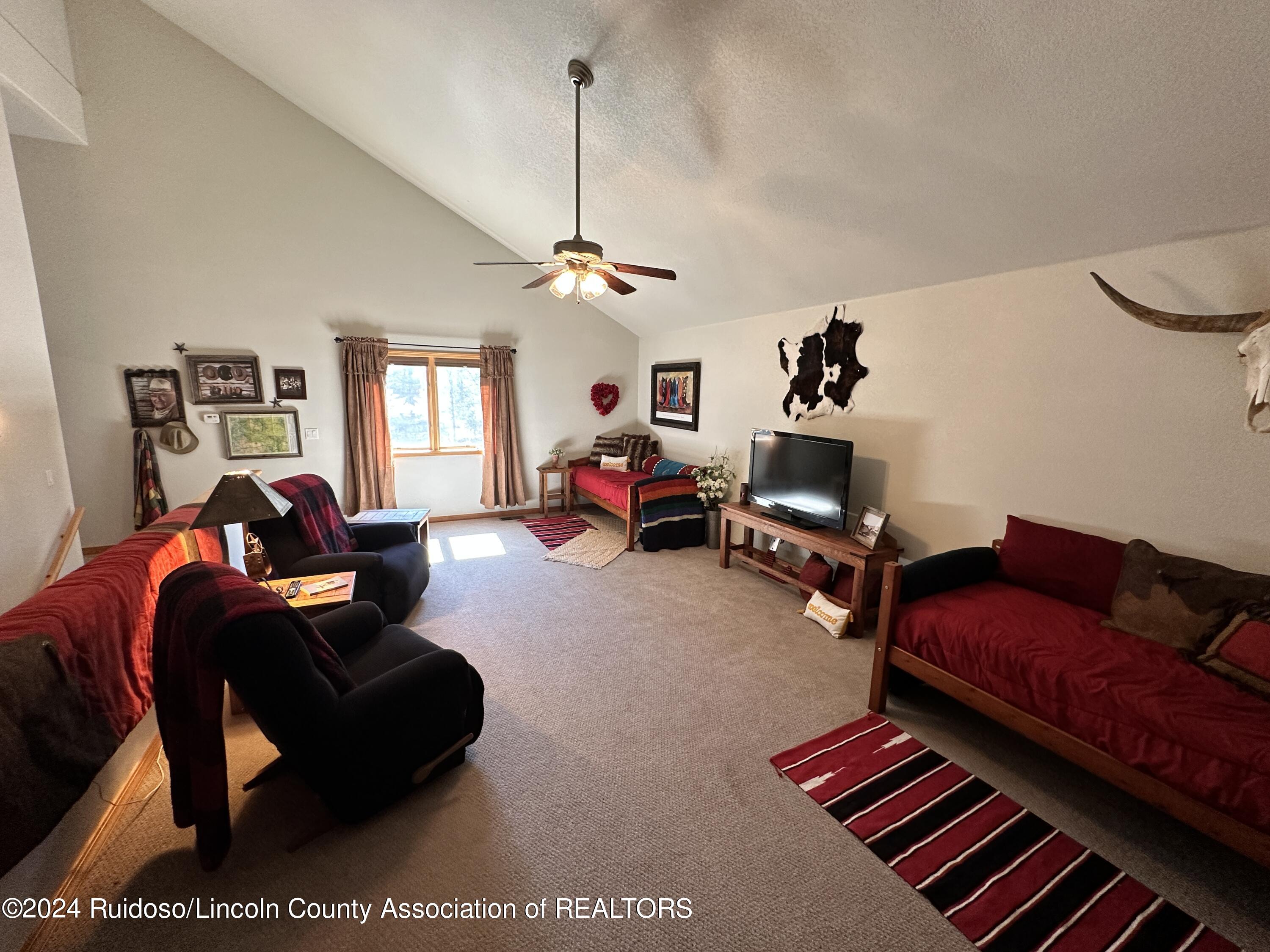128 Vail Loop