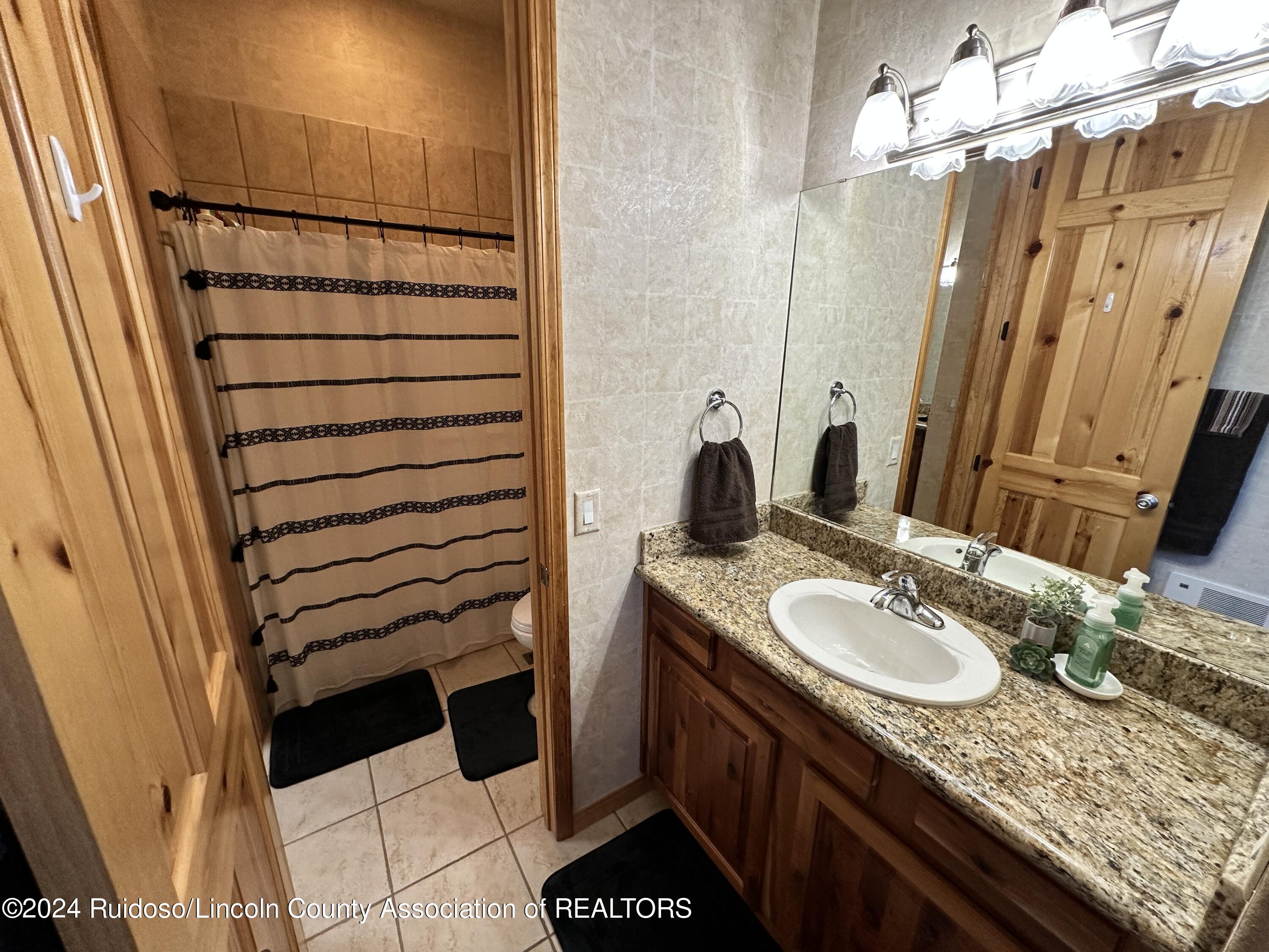 128 Vail Loop