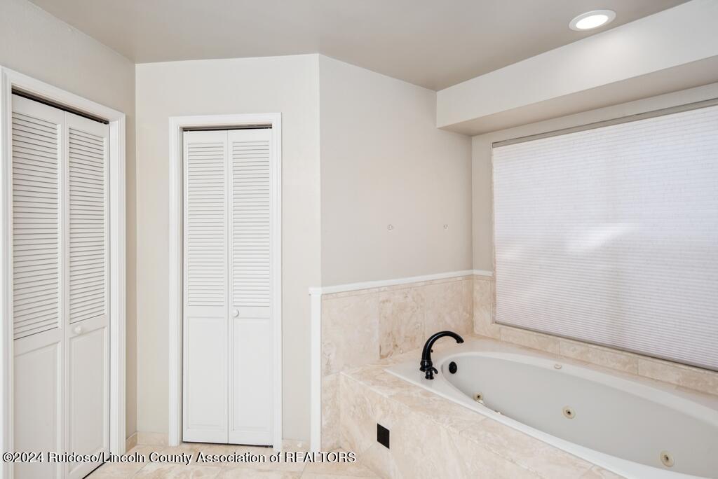 104 Wolf Run Lane