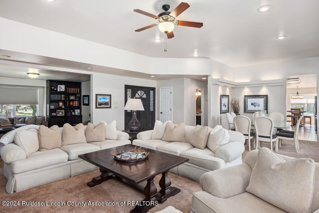 104 Wolf Run Lane