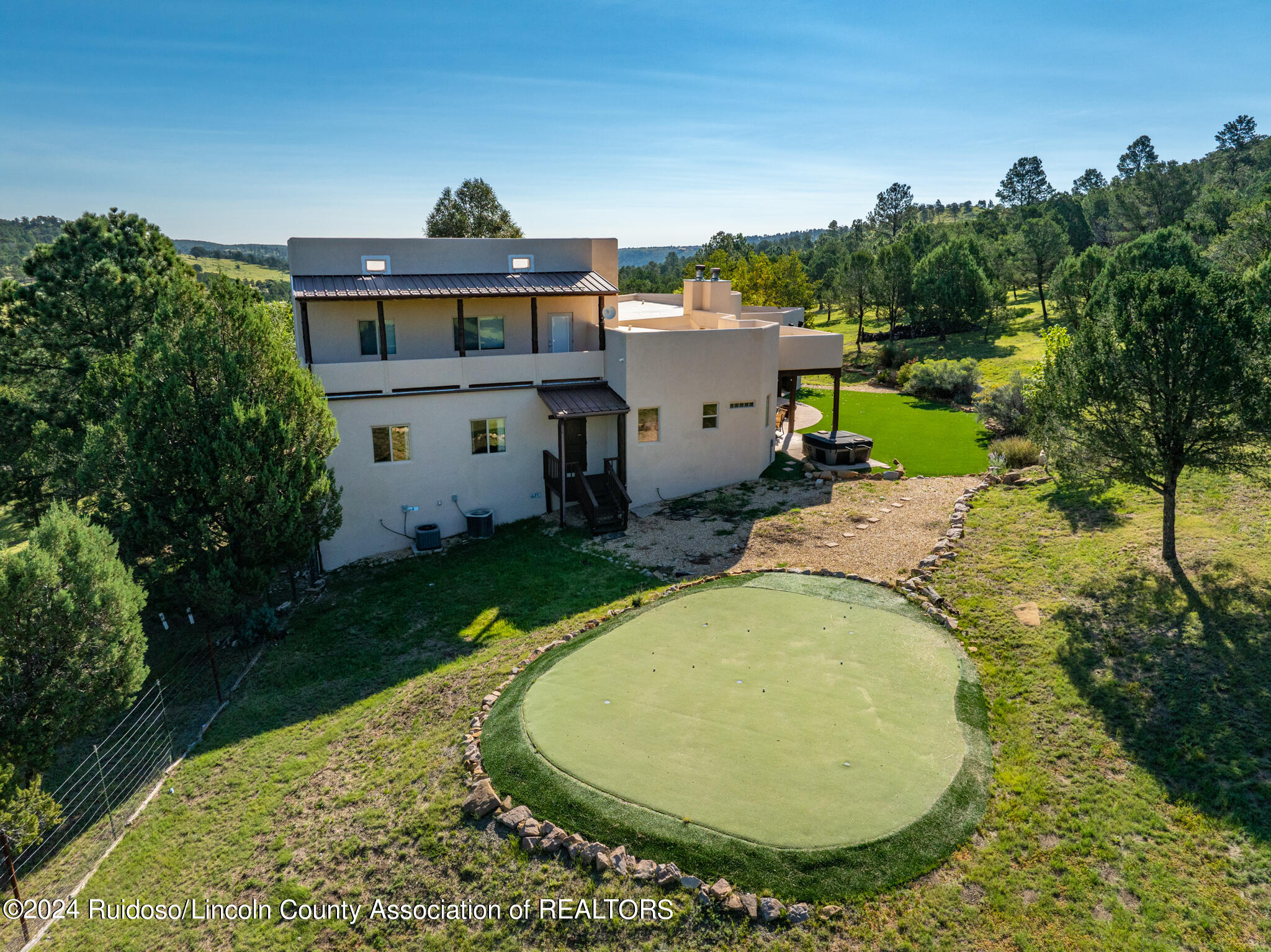 113 La Cueva Drive