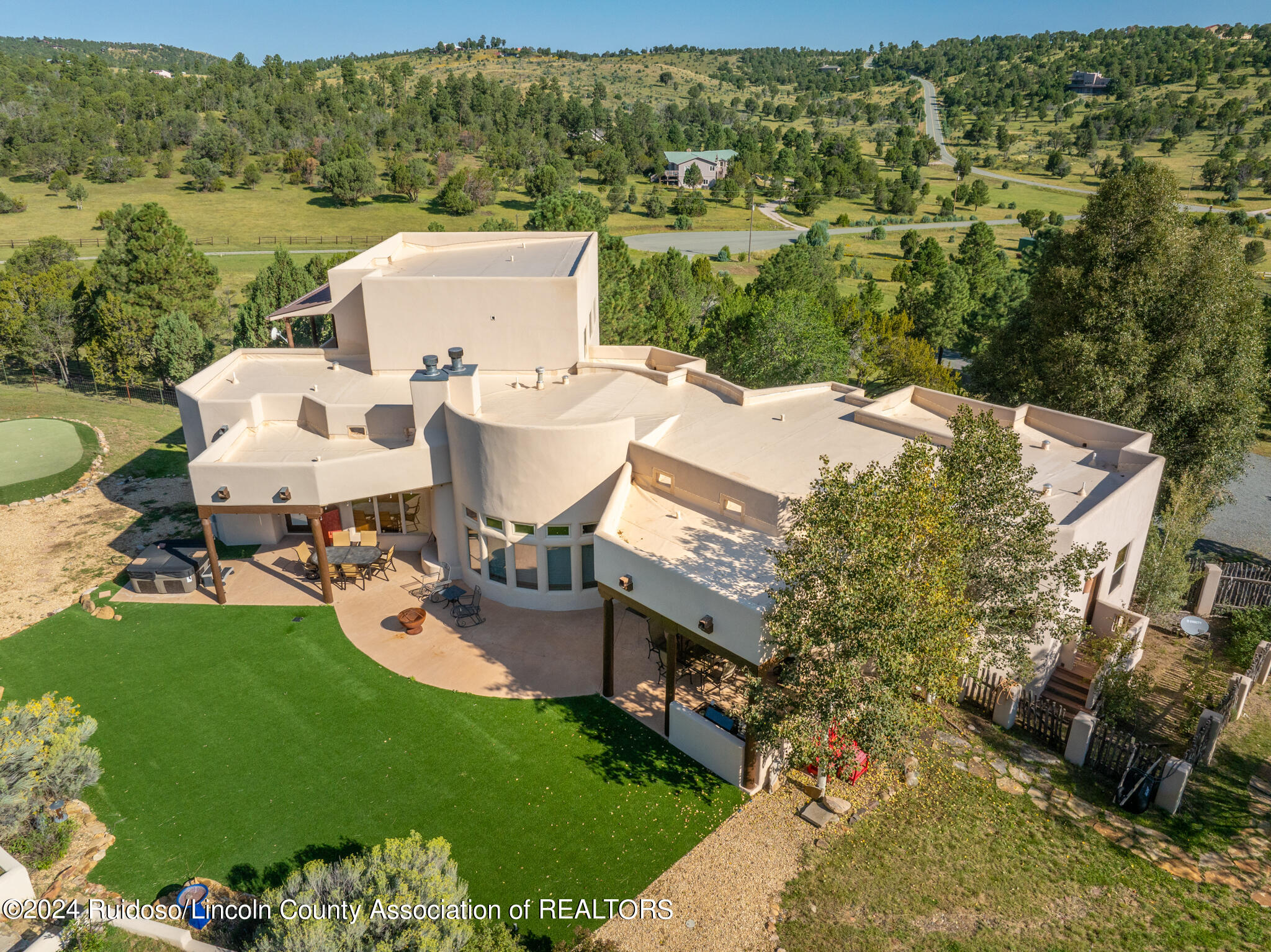 113 La Cueva Drive