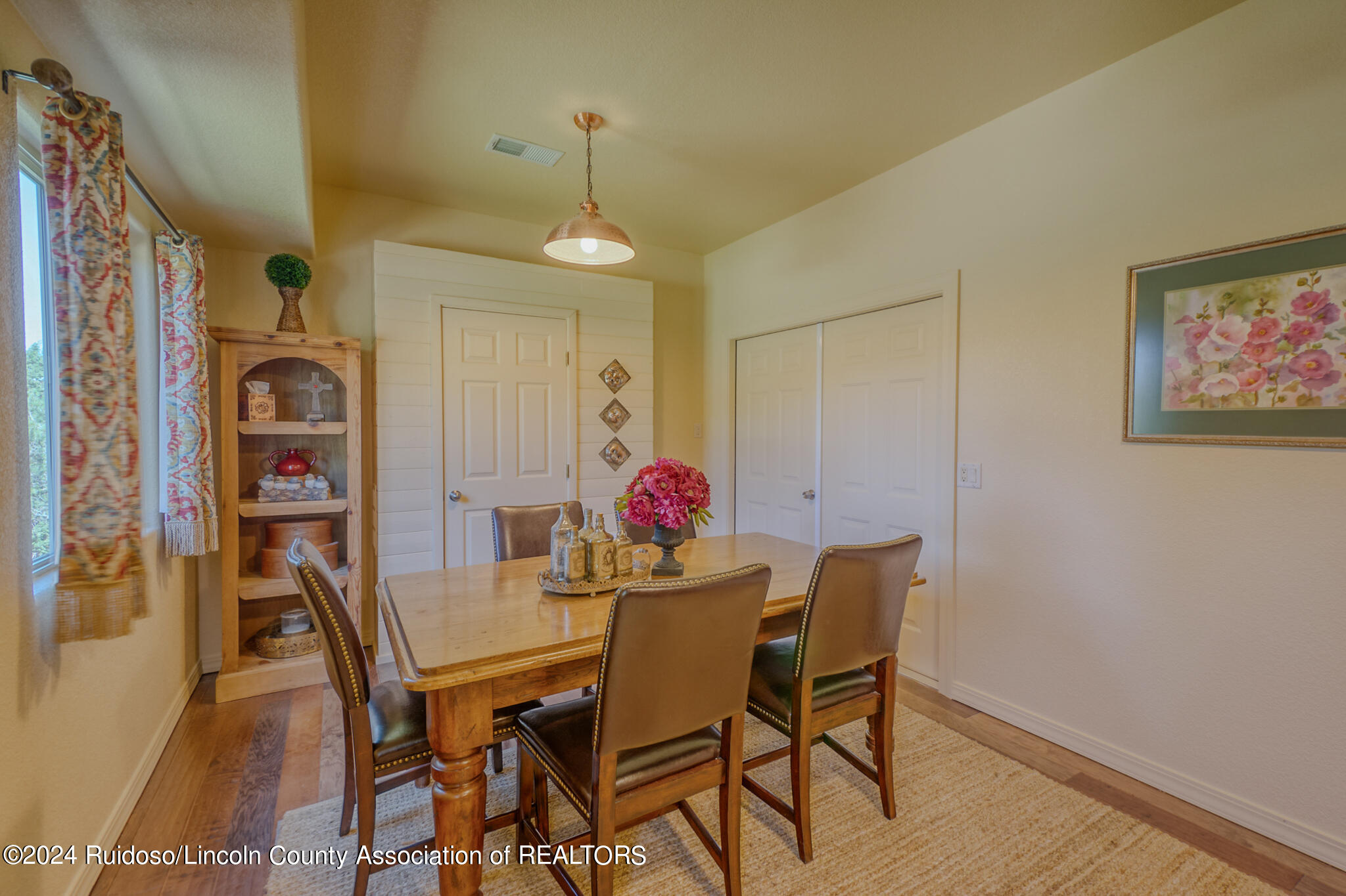 113 La Cueva Drive