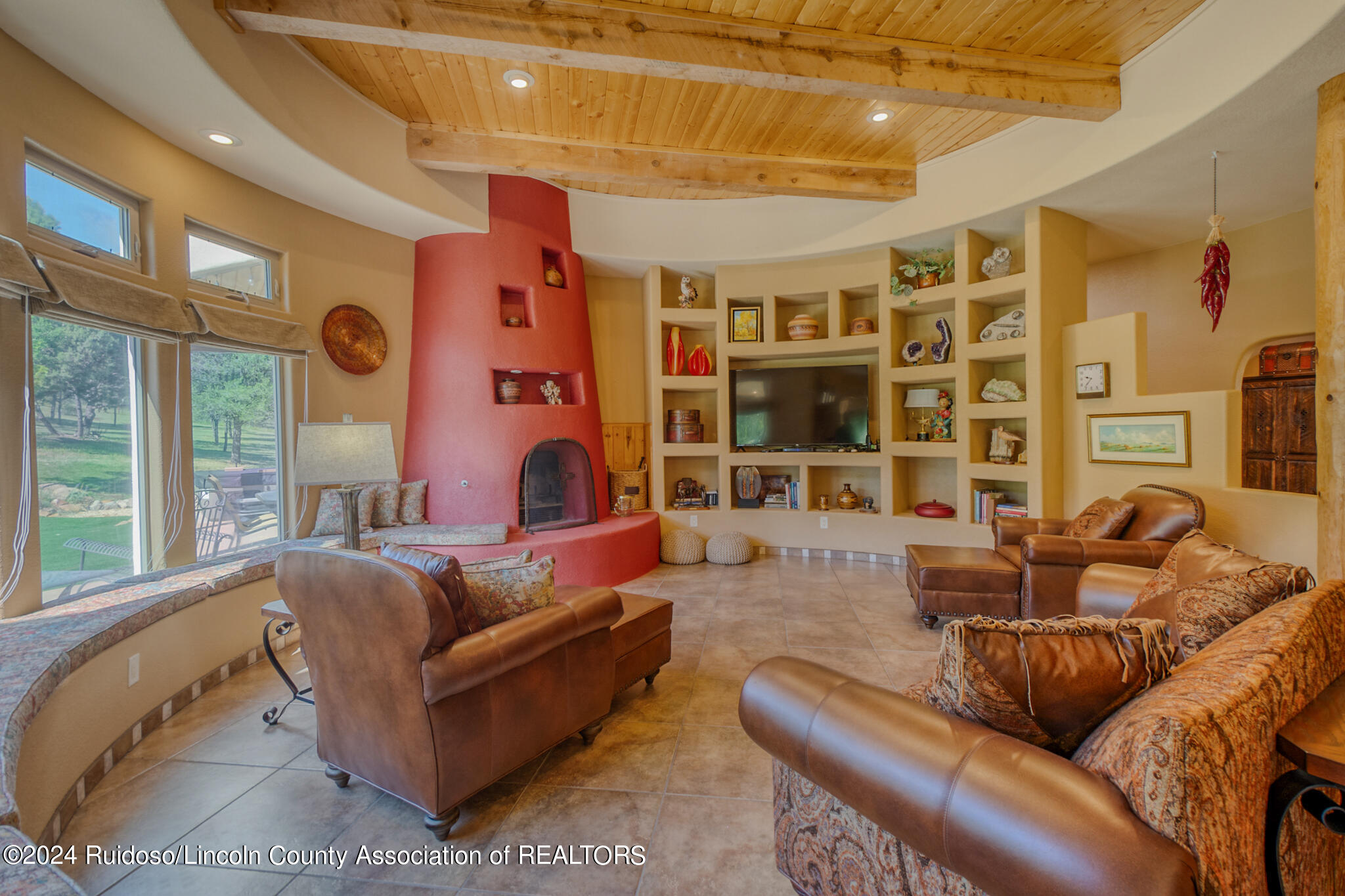 113 La Cueva Drive