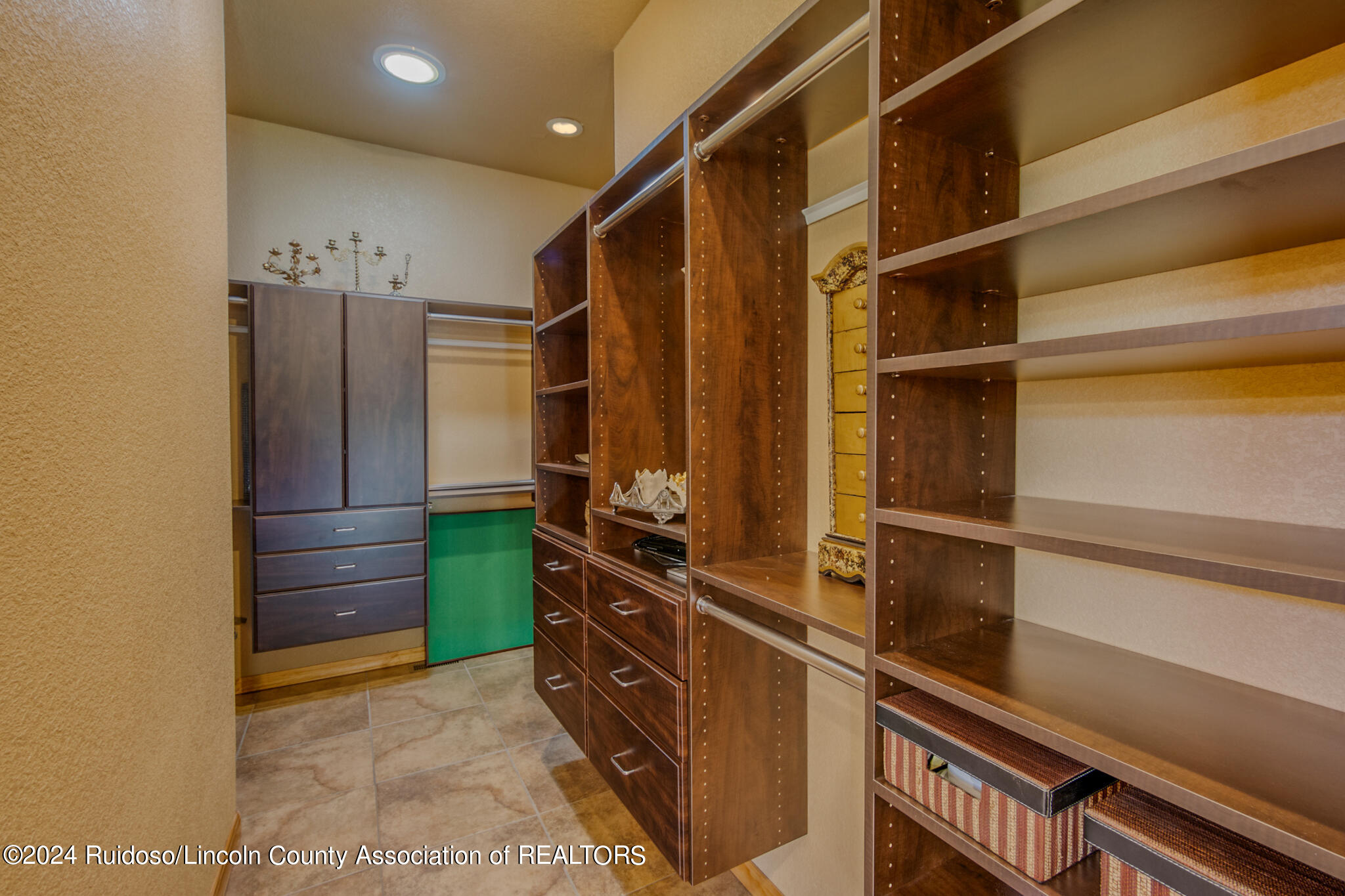 113 La Cueva Drive