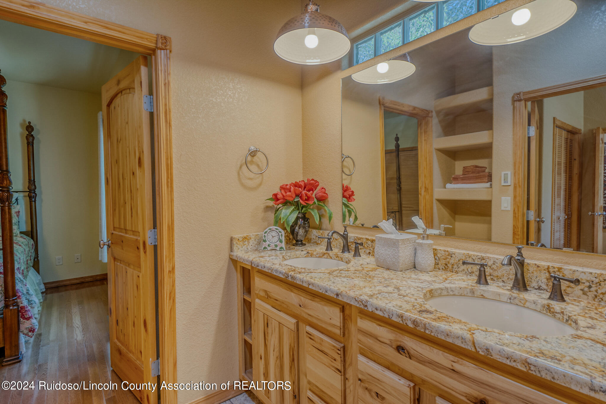 113 La Cueva Drive