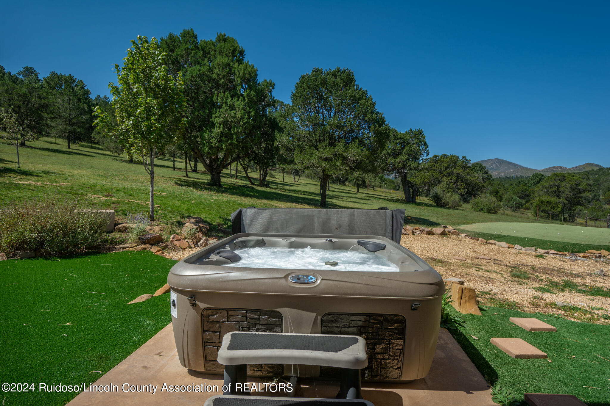113 La Cueva Drive