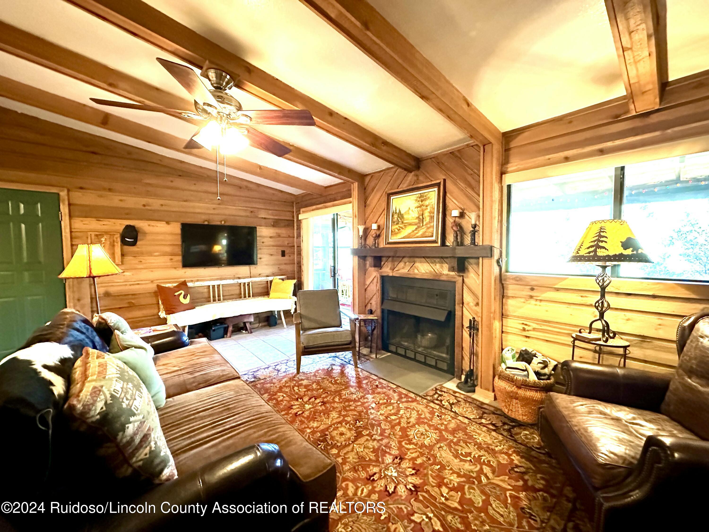 128 Sun Mountain Loop