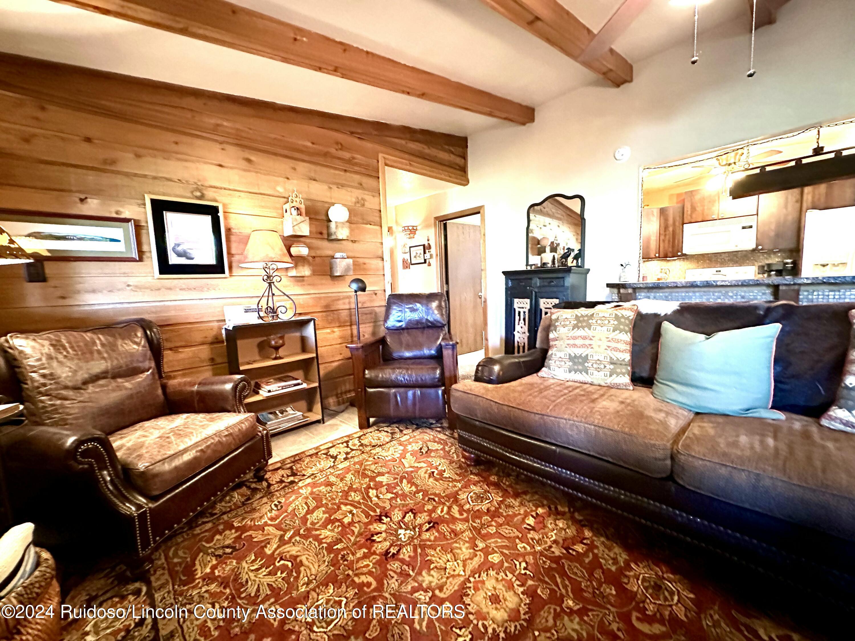 128 Sun Mountain Loop