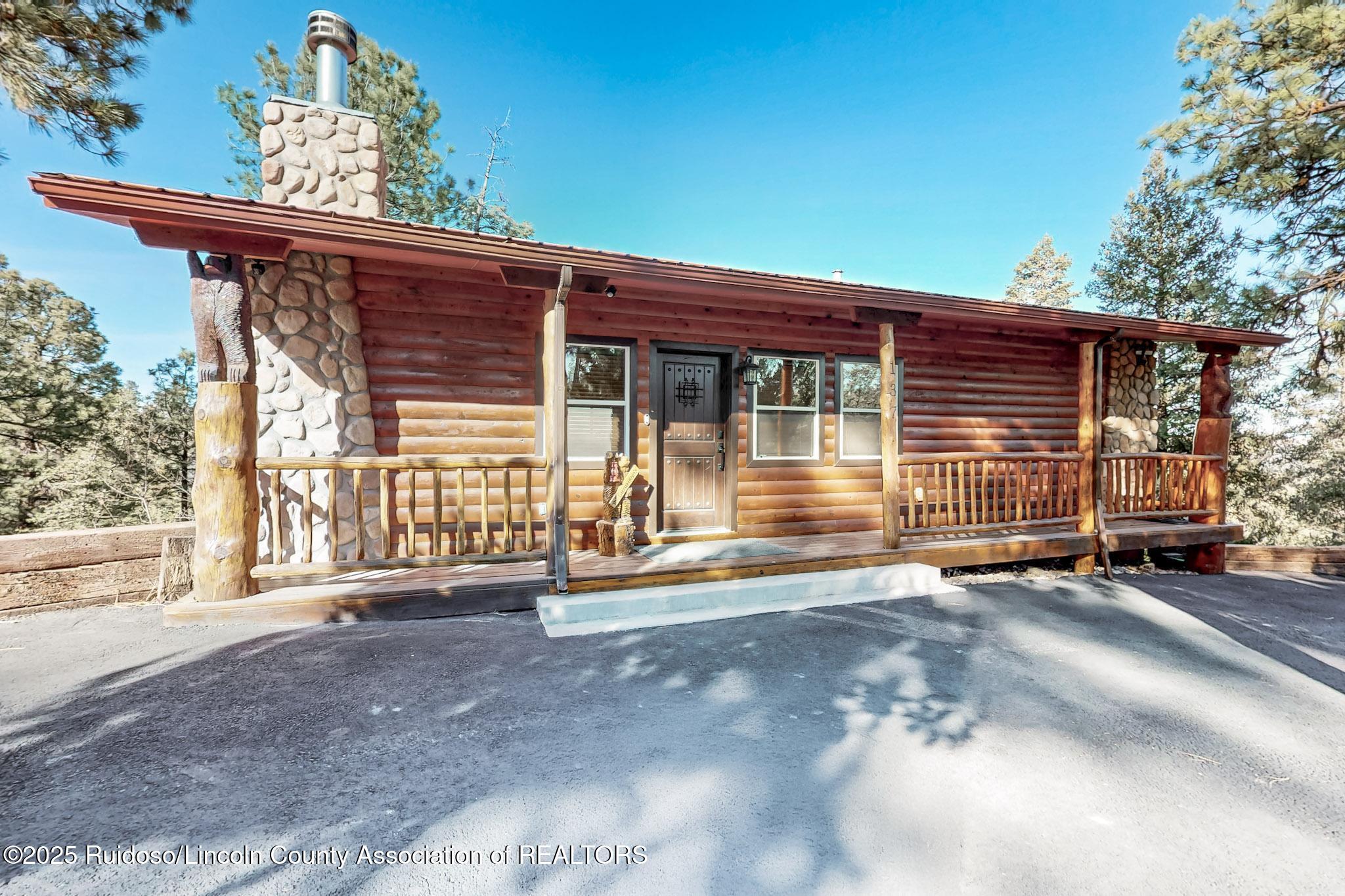 137 King Richard Drive