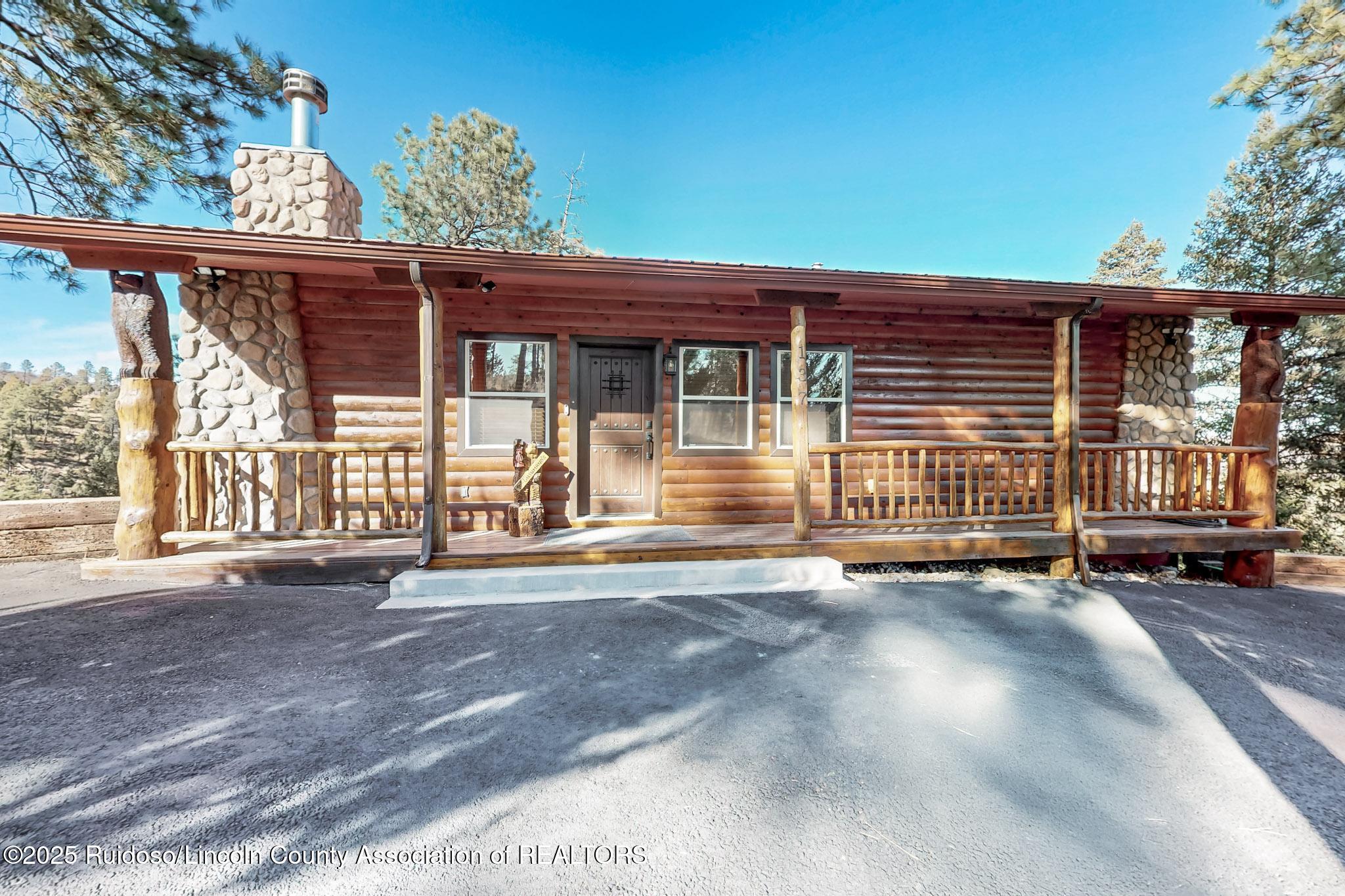 137 King Richard Drive