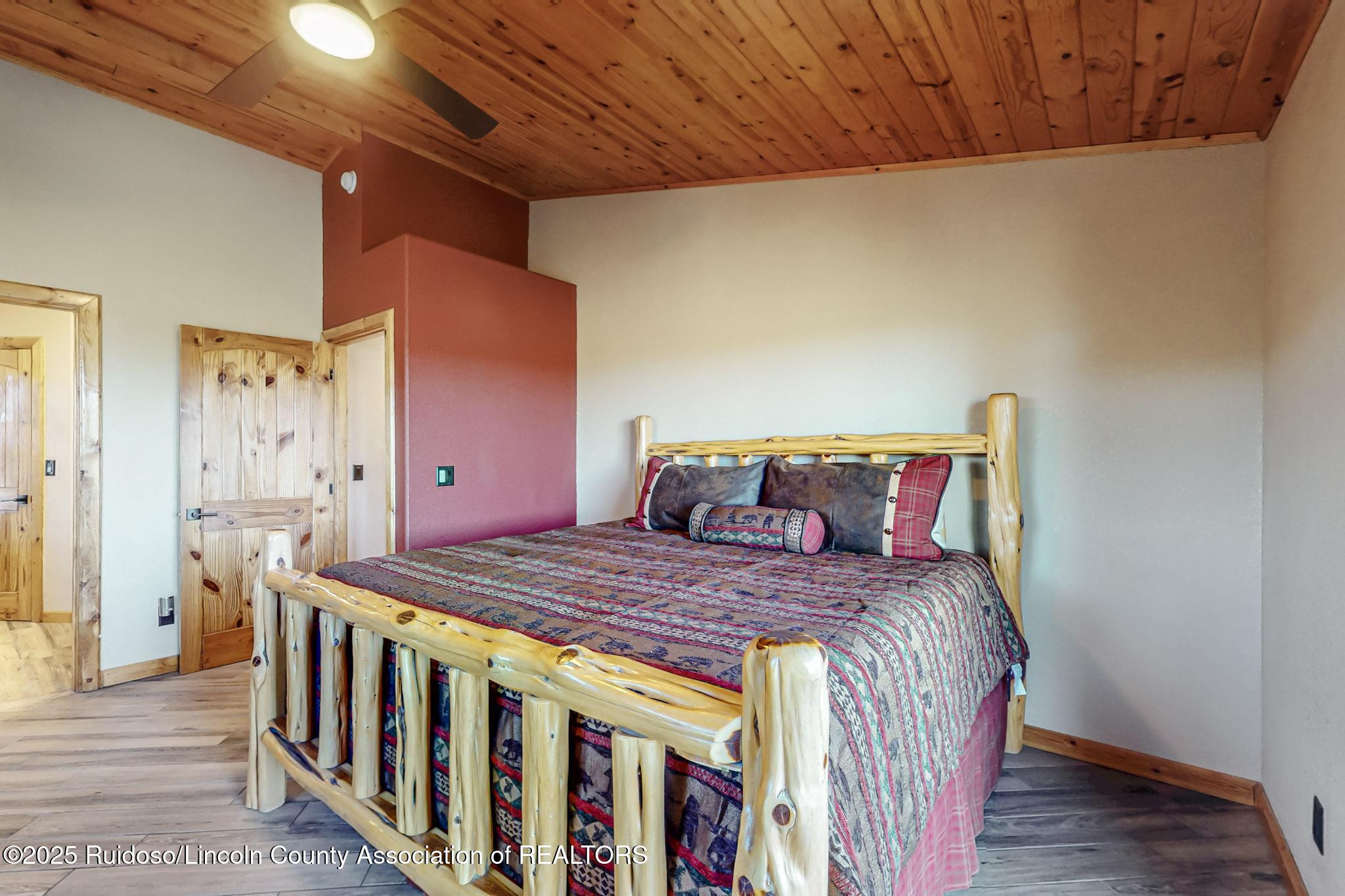 137 King Richard Drive