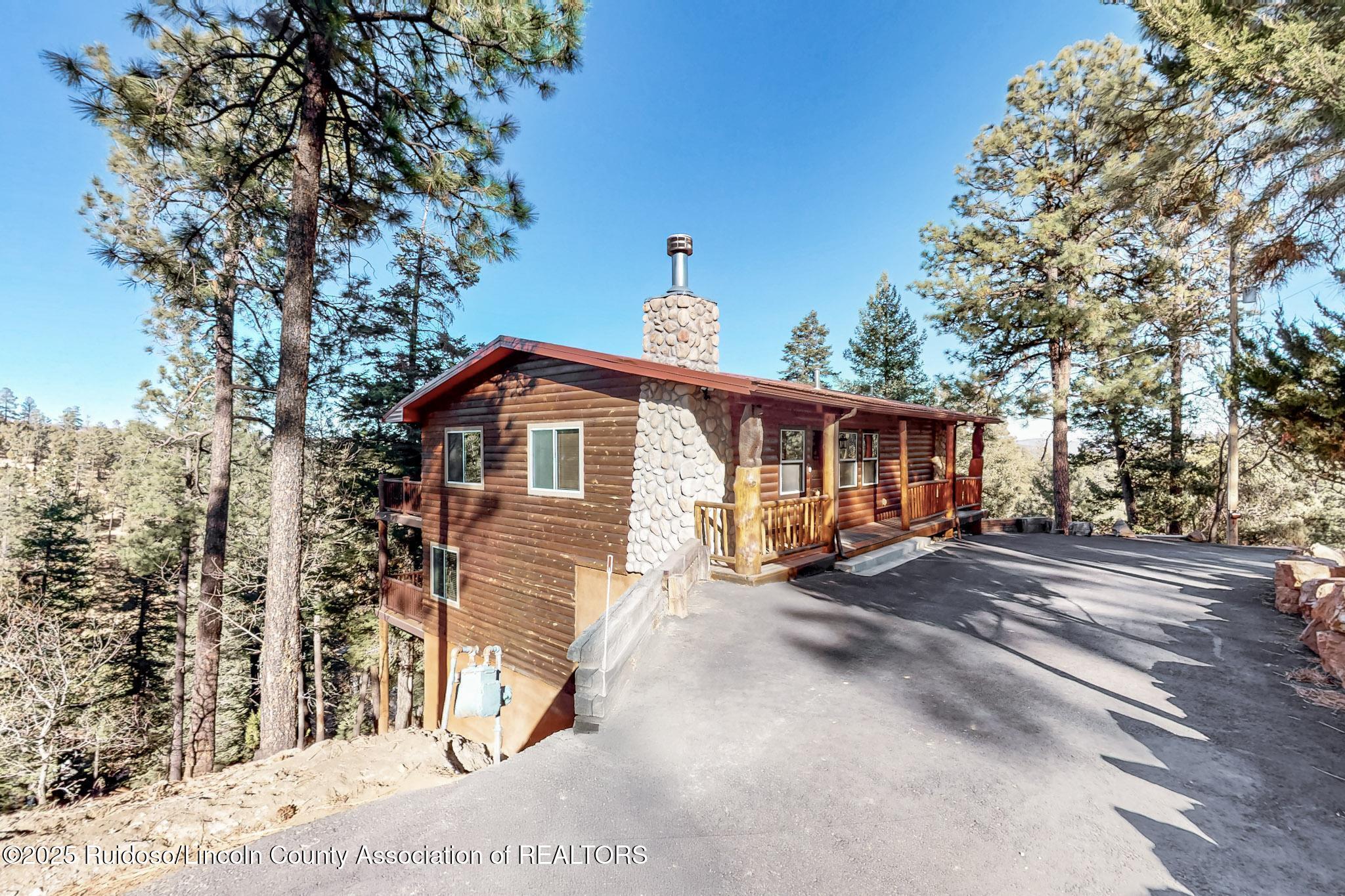137 King Richard Drive