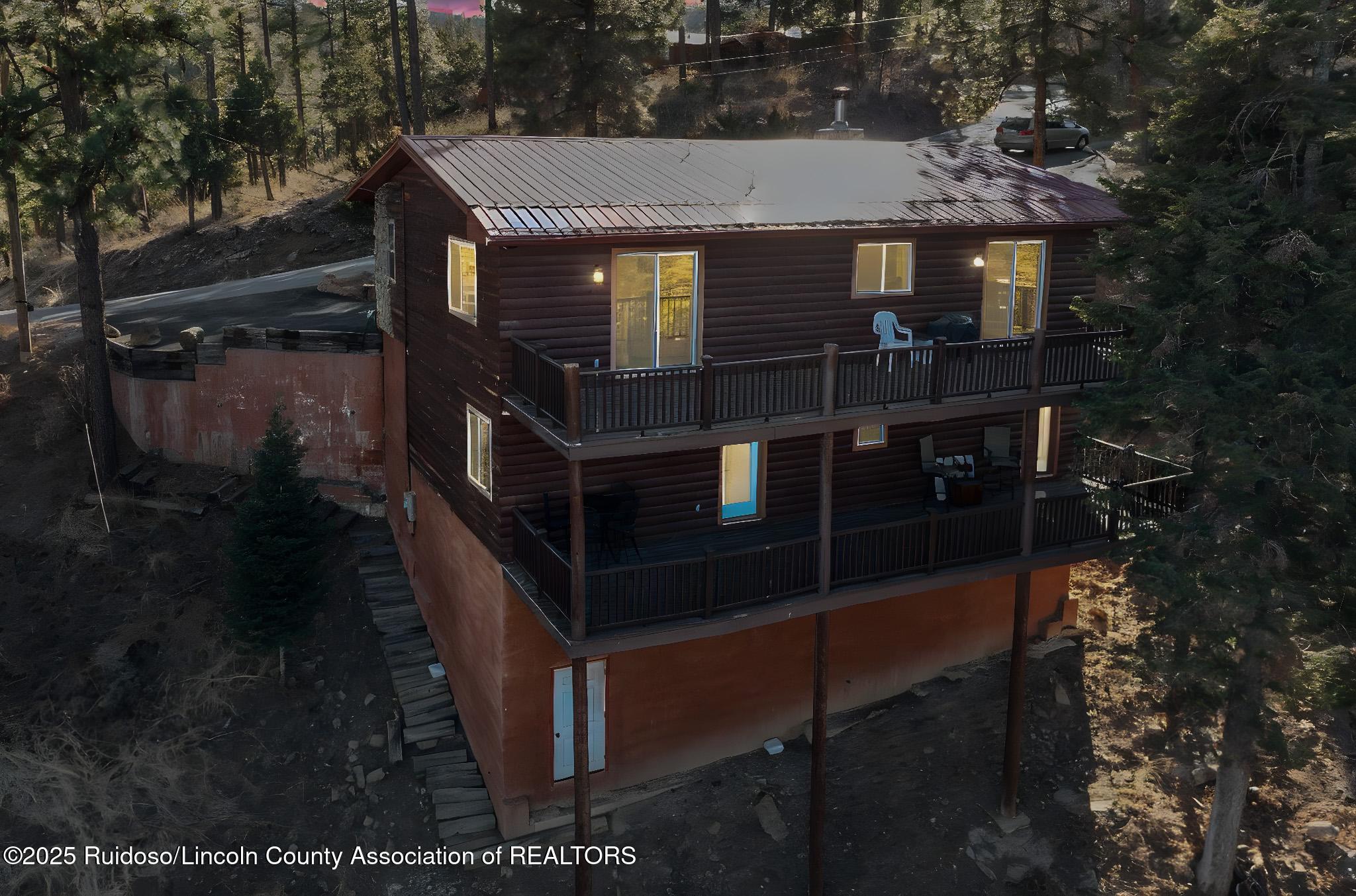 137 King Richard Drive
