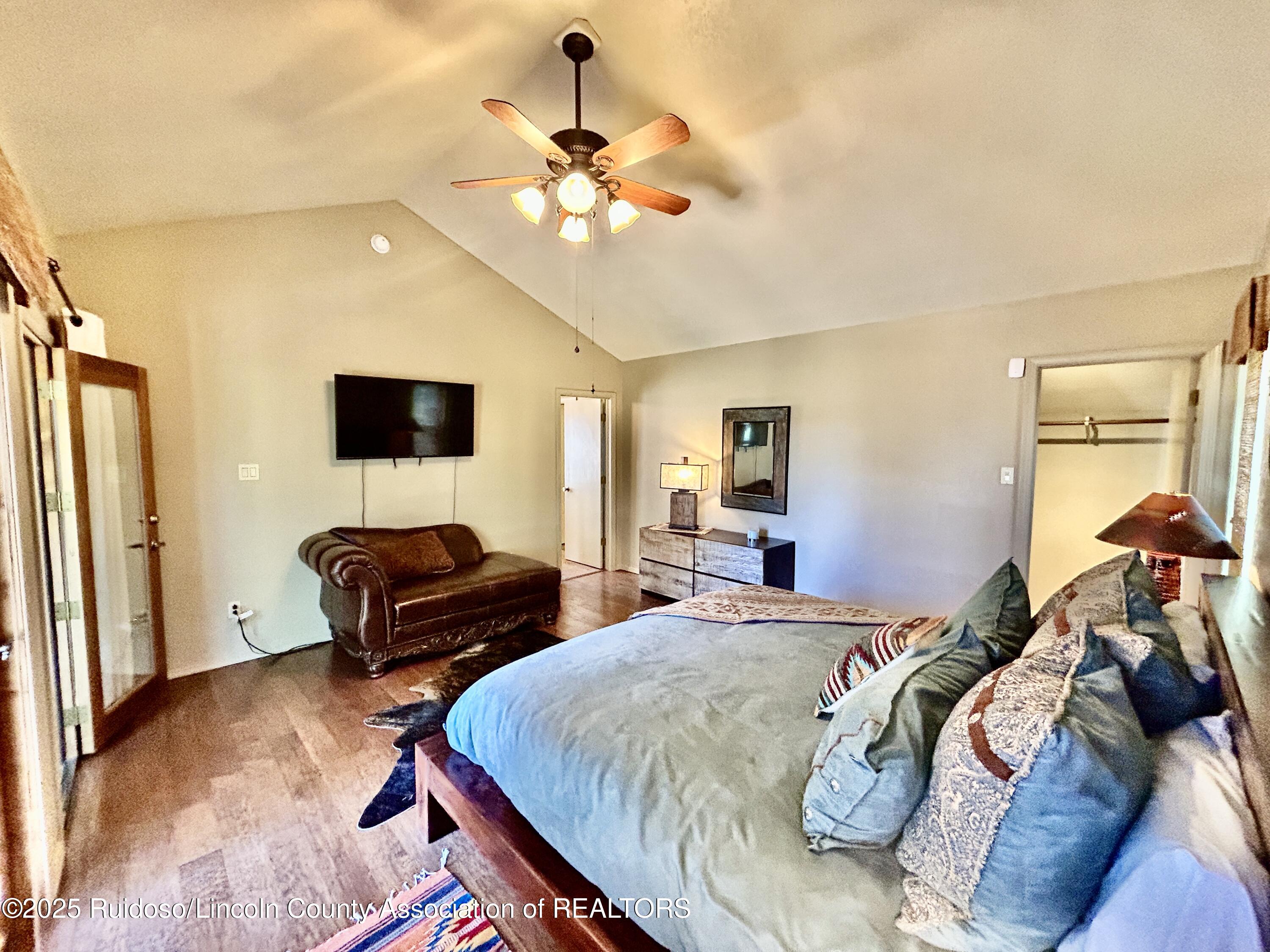 177 Deer Park Drive, 2