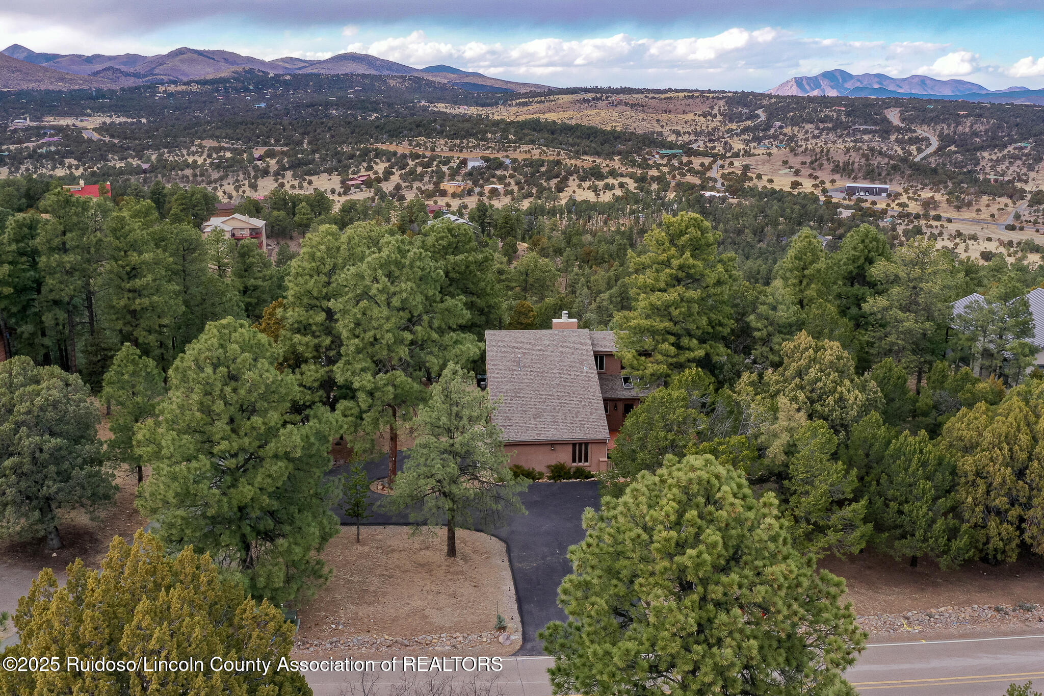 177 Deer Park Drive, 2