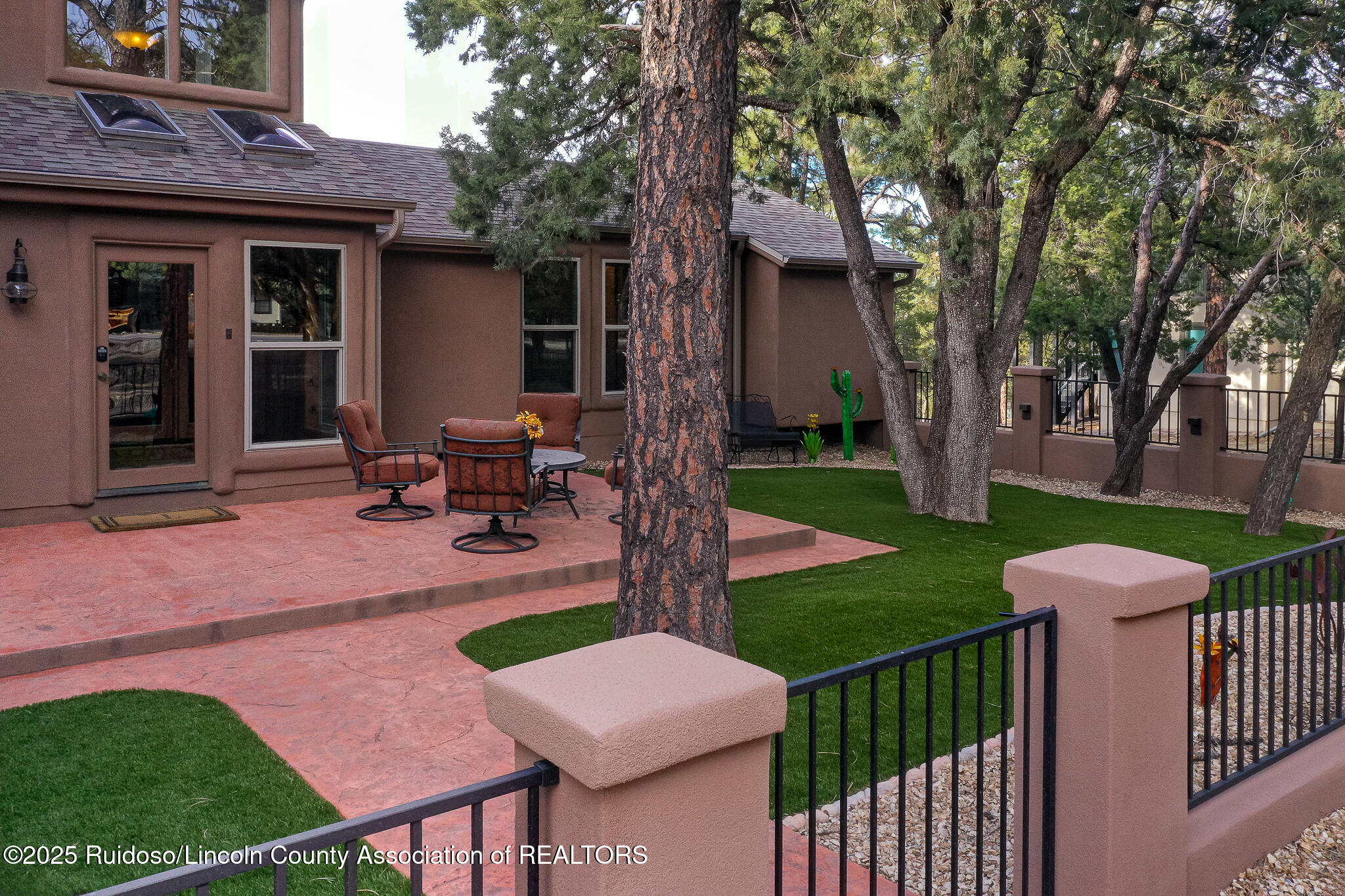 177 Deer Park Drive, 2