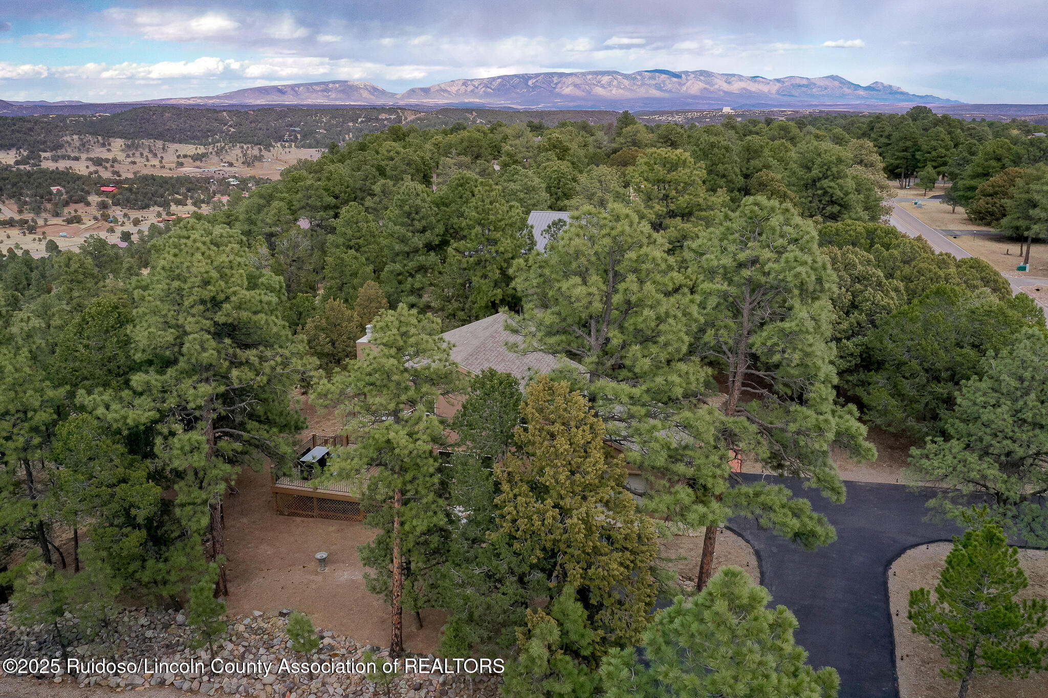 177 Deer Park Drive, 2