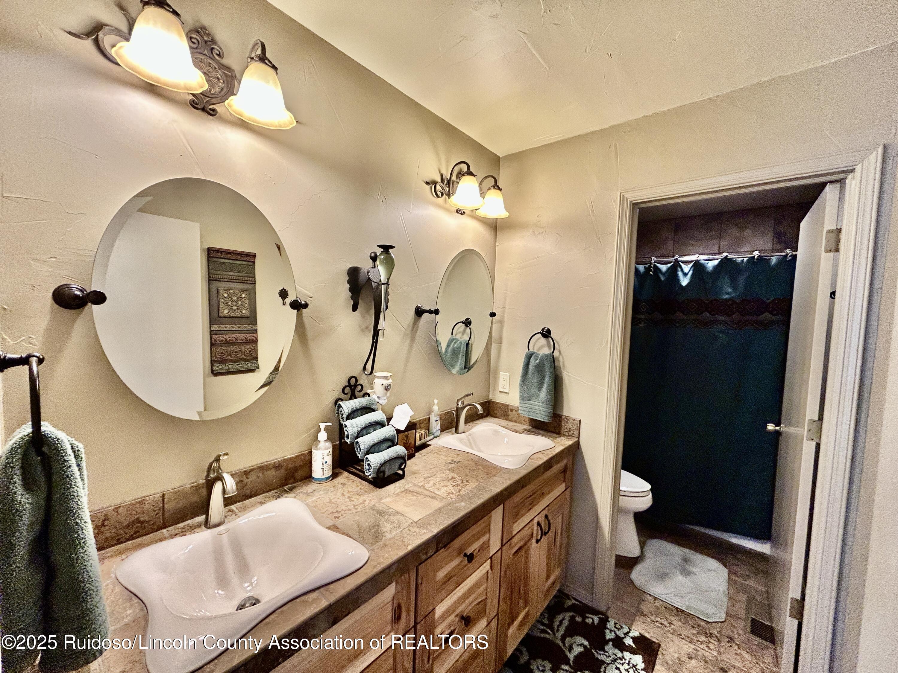 177 Deer Park Drive, 2