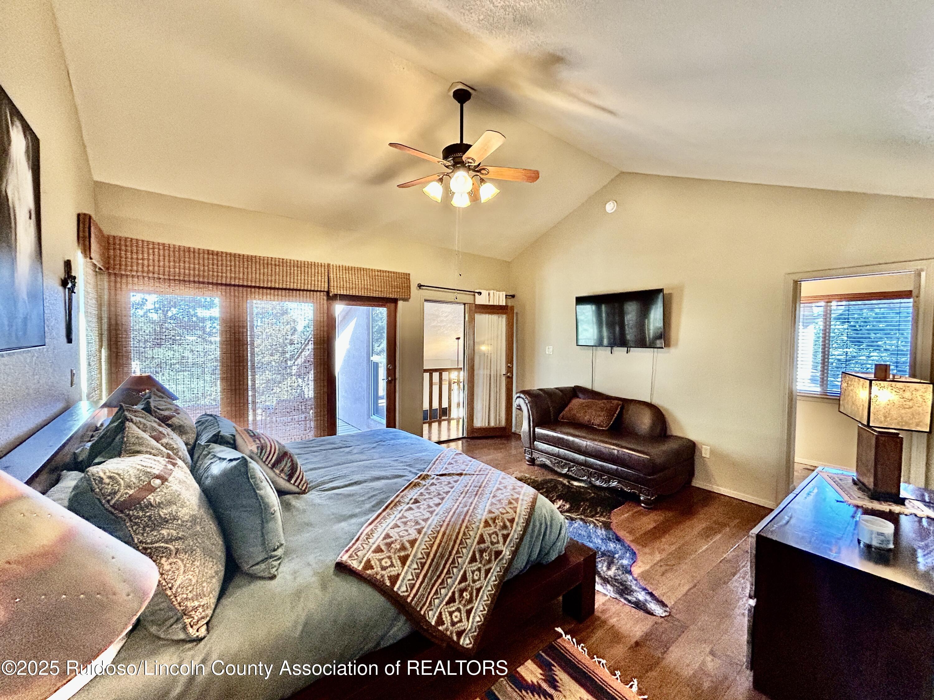 177 Deer Park Drive, 2