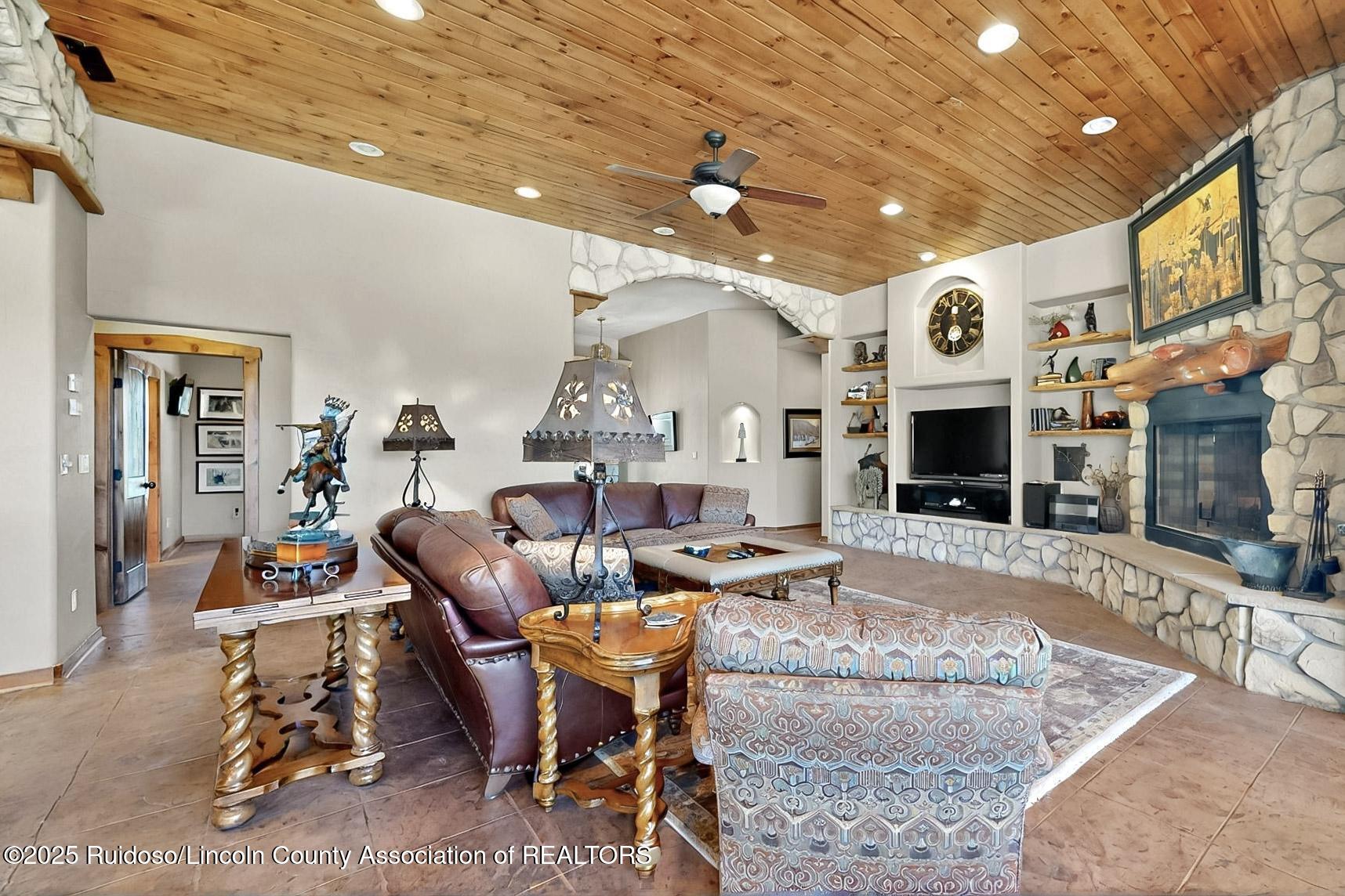 511 Excalibur Road
