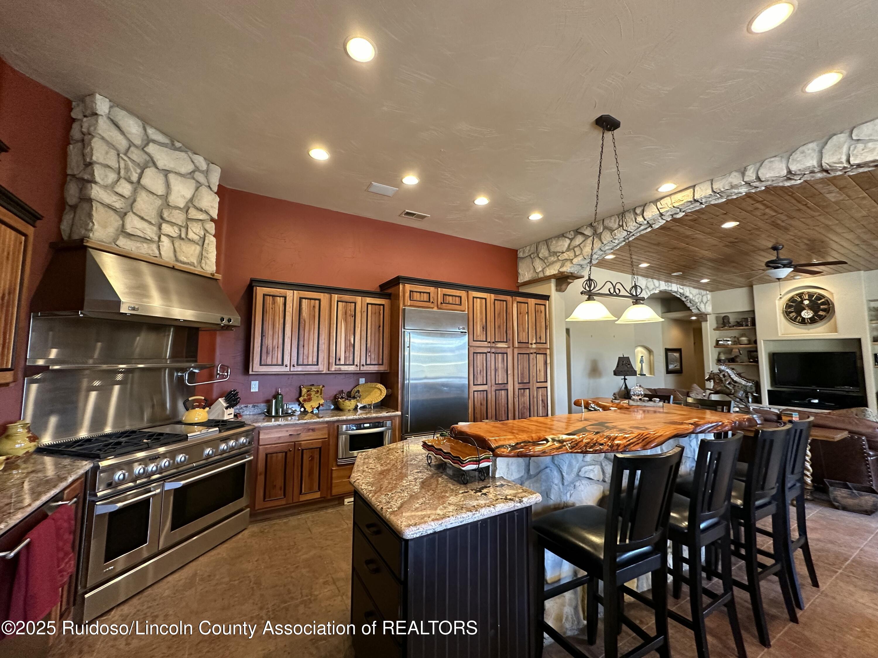 511 Excalibur Road