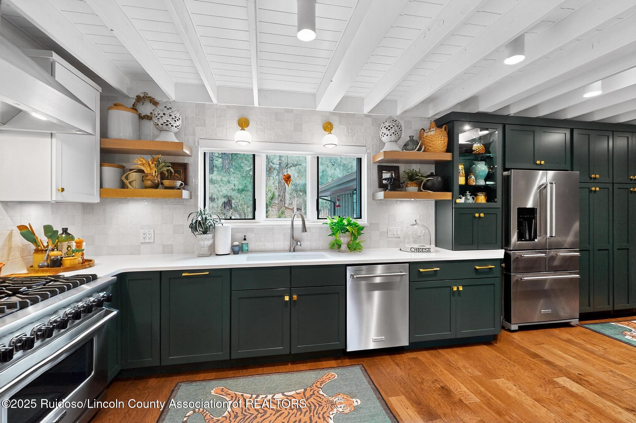 103 Bent Tree Court