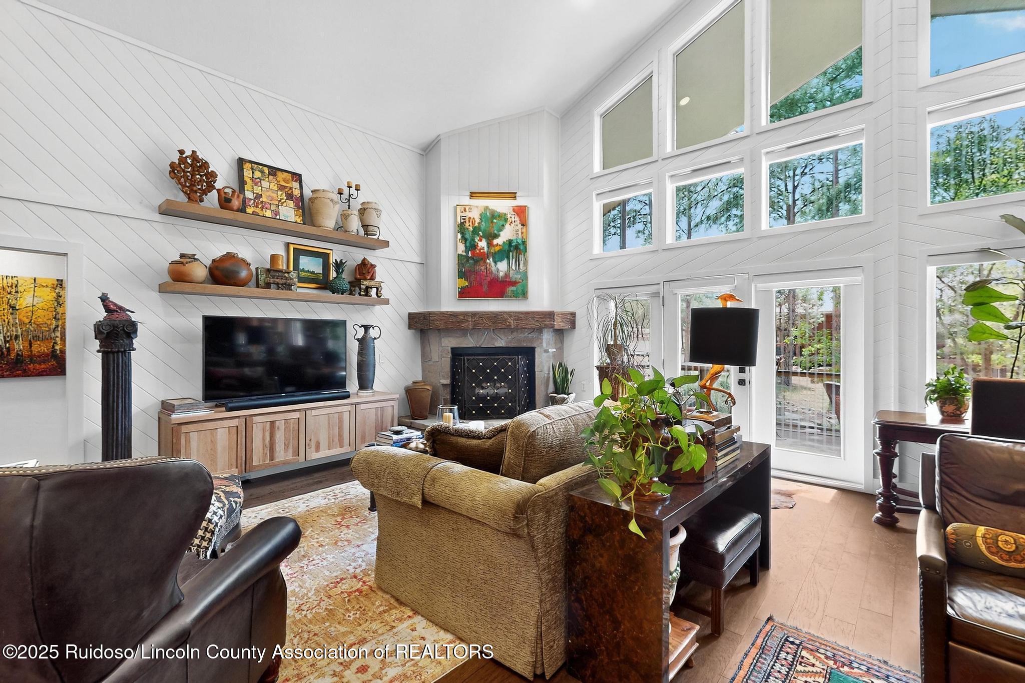 103 Bent Tree Court