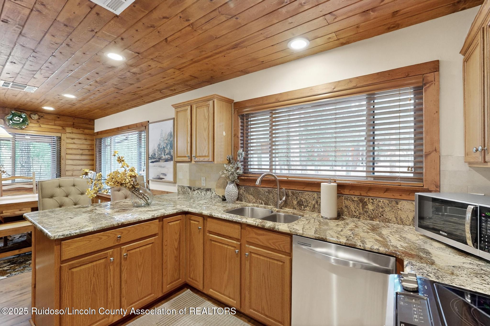 110 Sun Mountain Loop