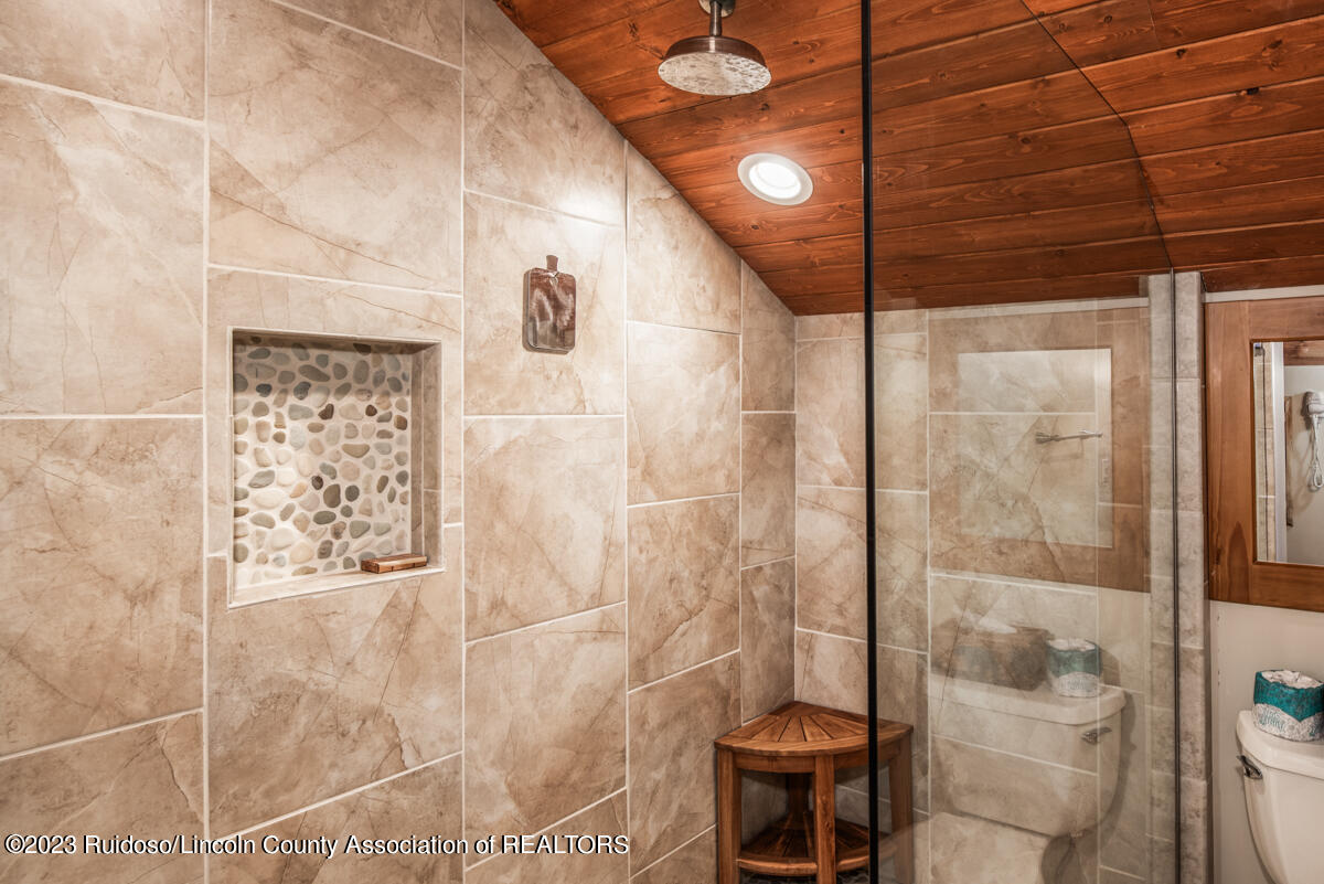 110 Sun Mountain Loop