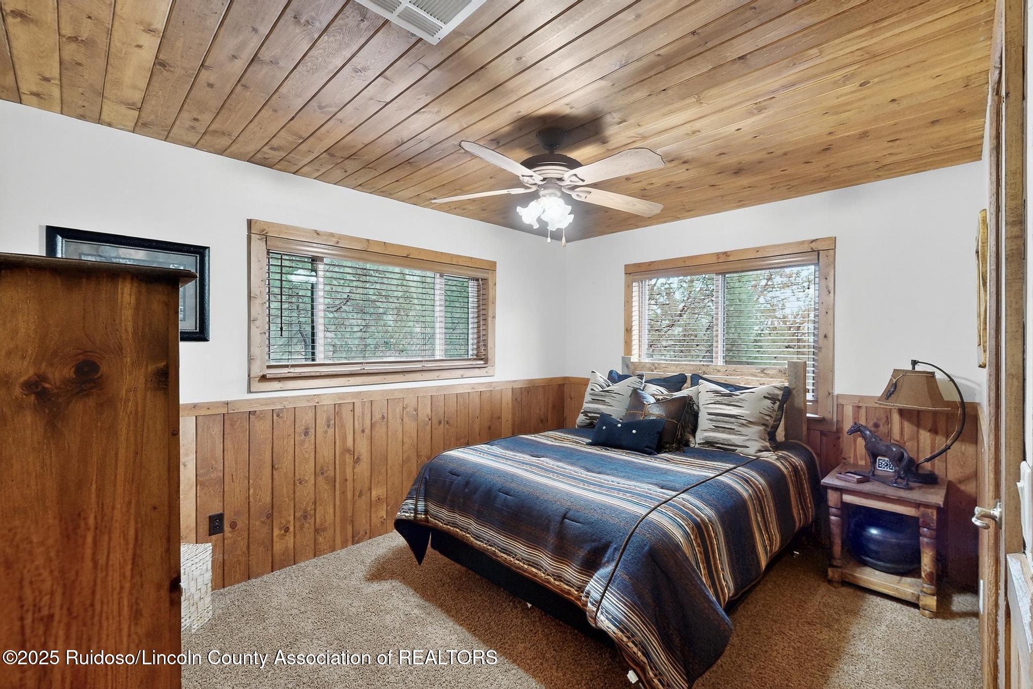 110 Sun Mountain Loop