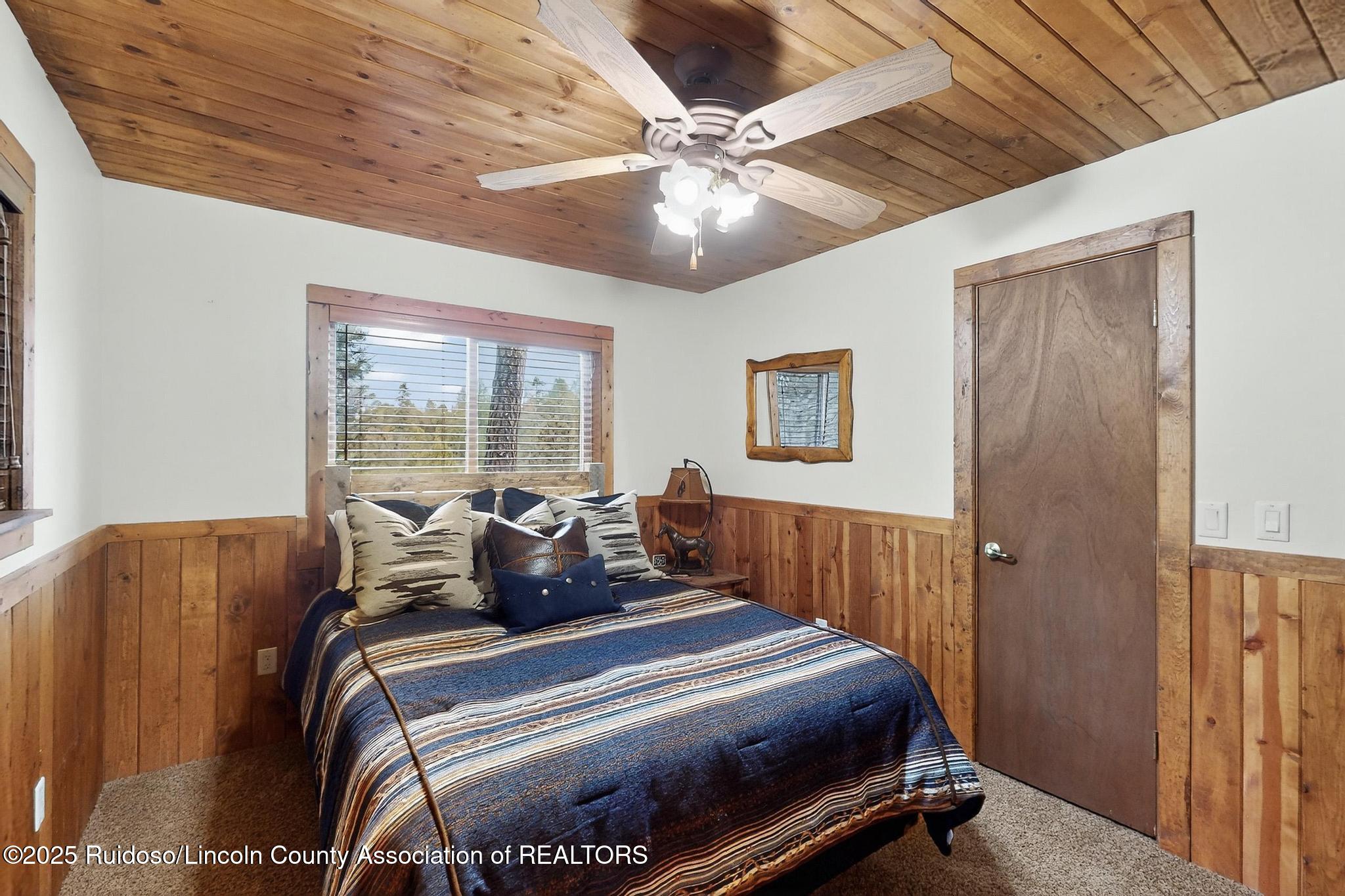 110 Sun Mountain Loop