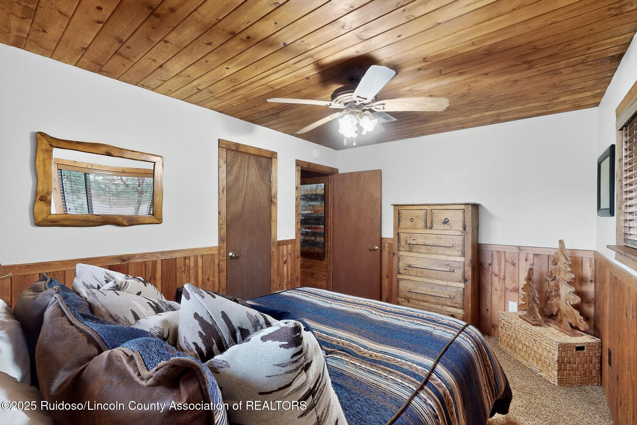 110 Sun Mountain Loop