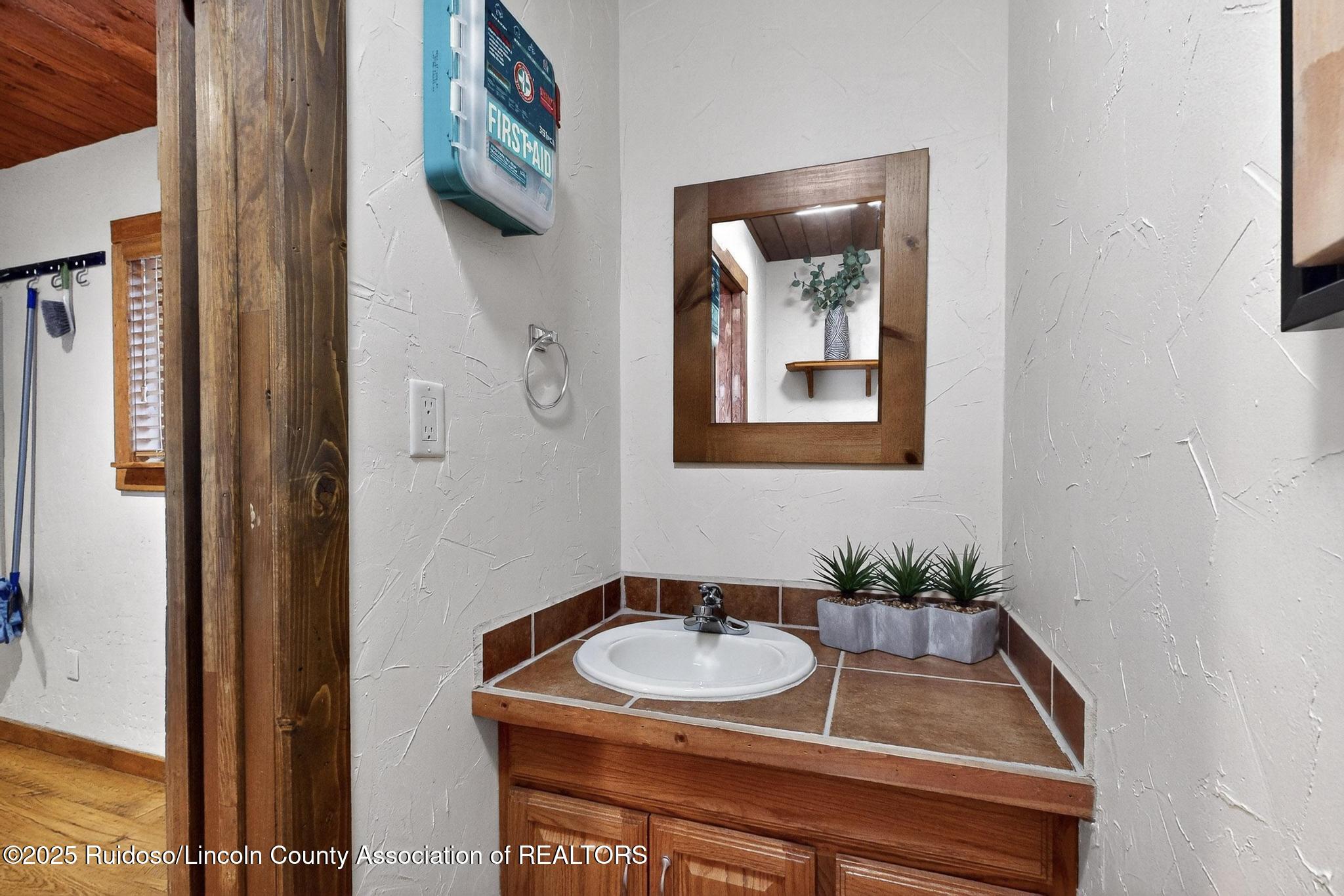 110 Sun Mountain Loop