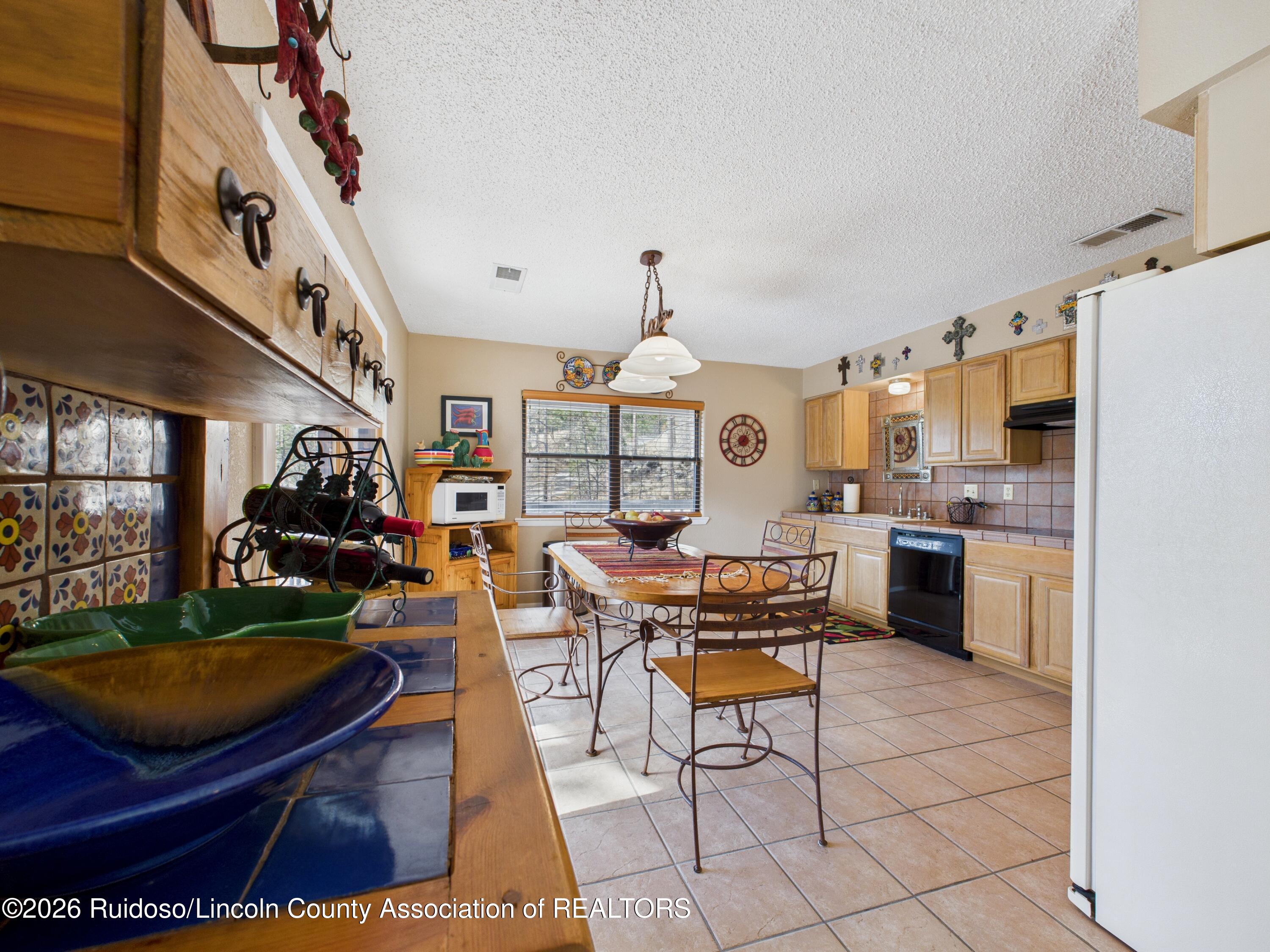 123 Pine Cone Lane
