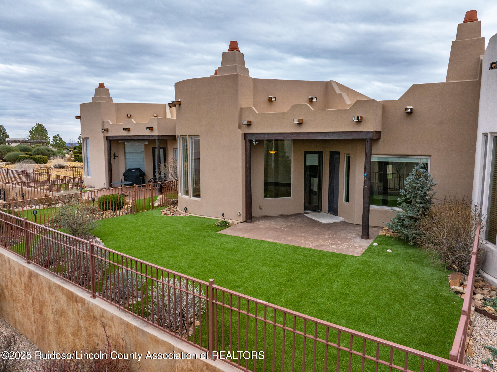 237 Pueblo Loop