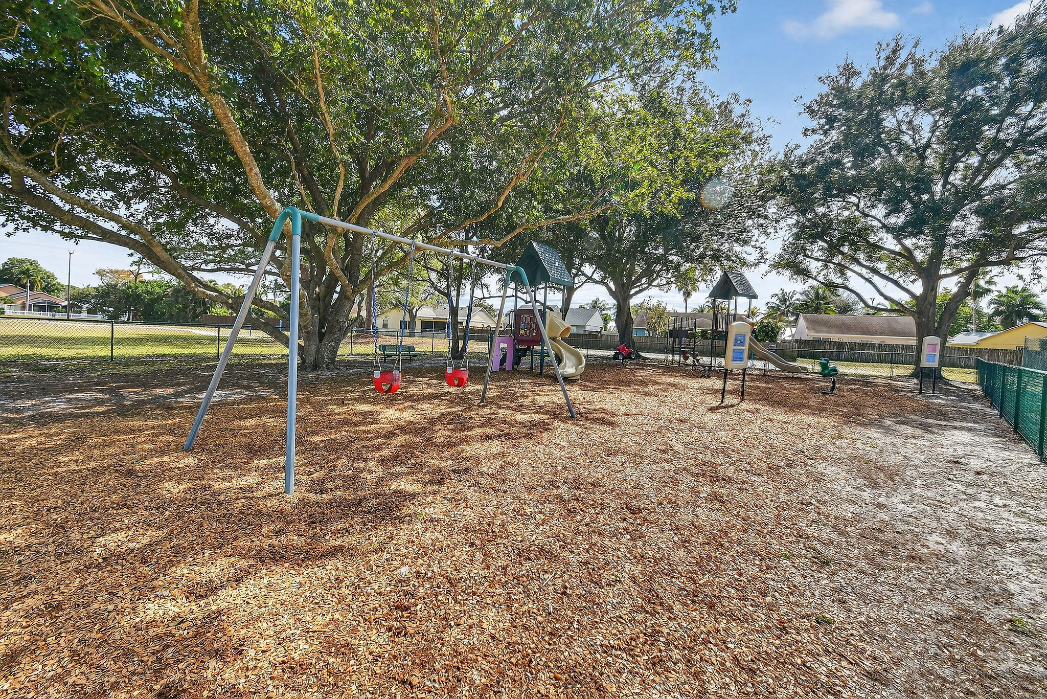 184 Greentree Circle