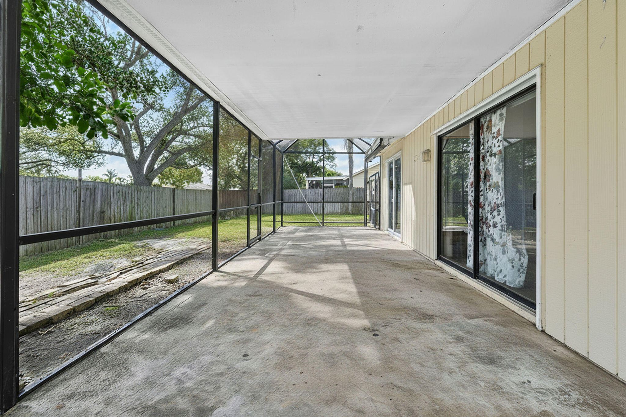 184 Greentree Circle